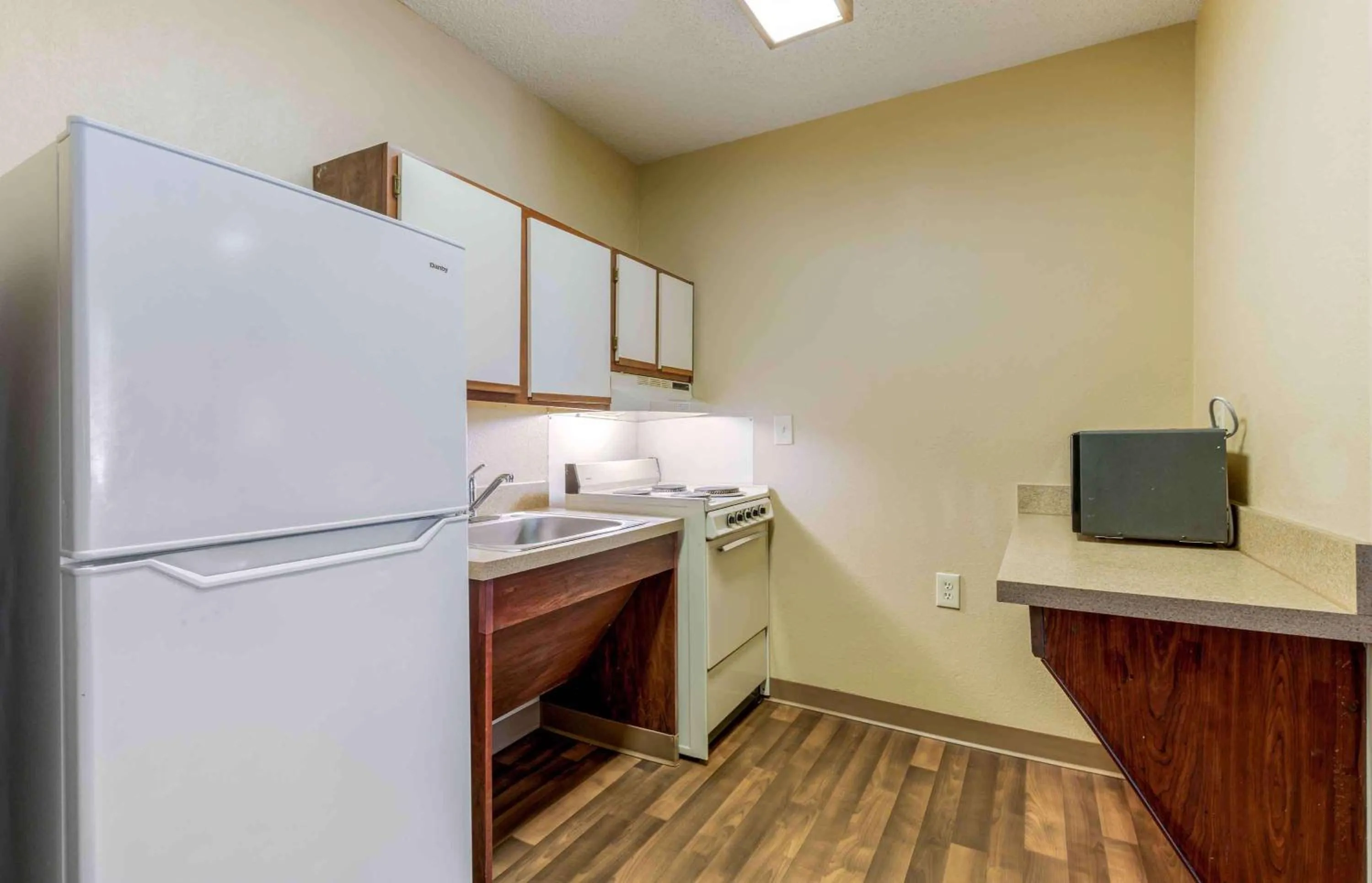 Bedroom in Extended Stay America Select Suites - Atlanta - Alpharetta - Northpoint - East