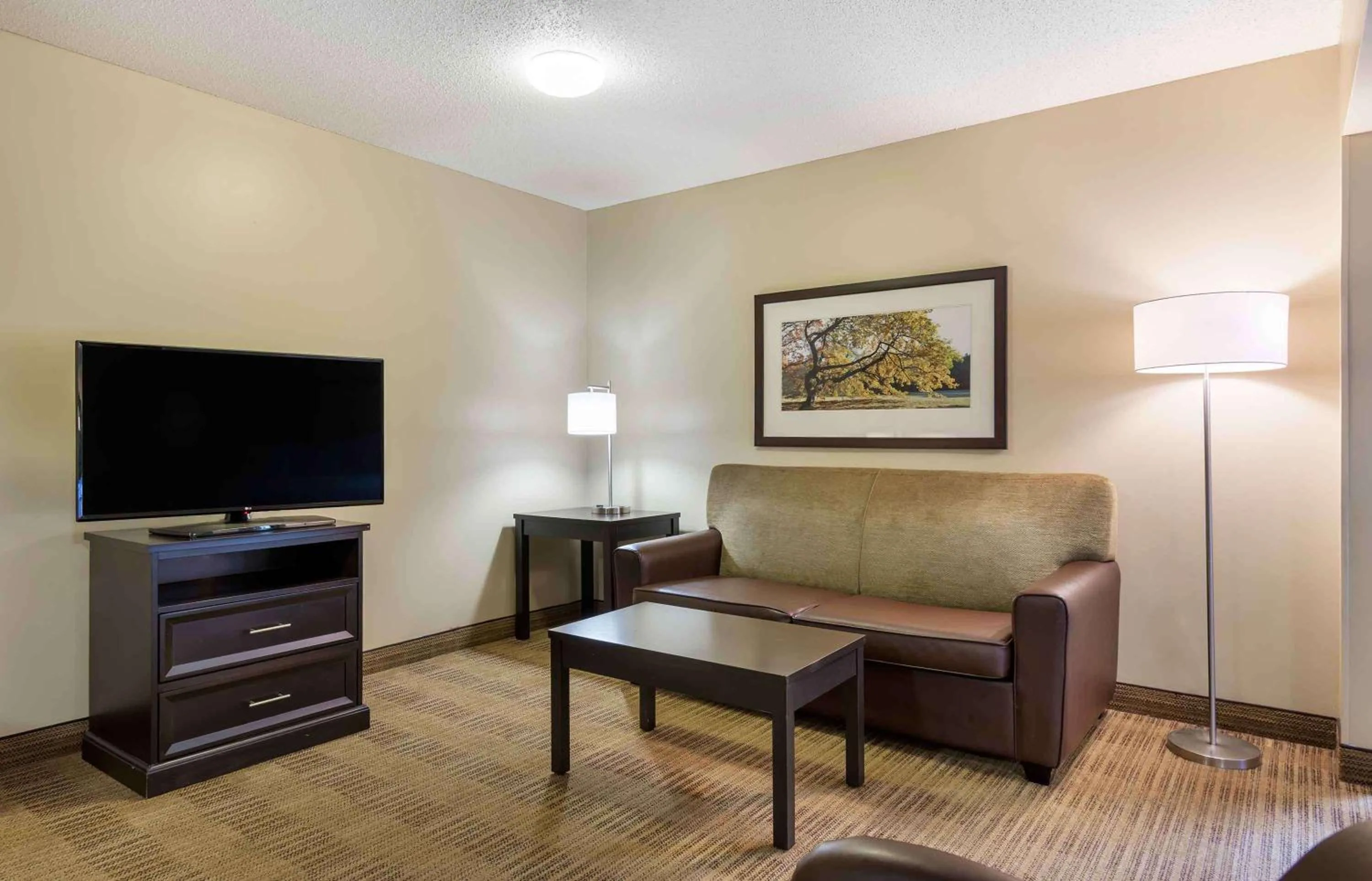 Bedroom in Extended Stay America Select Suites - Atlanta - Alpharetta - Northpoint - East