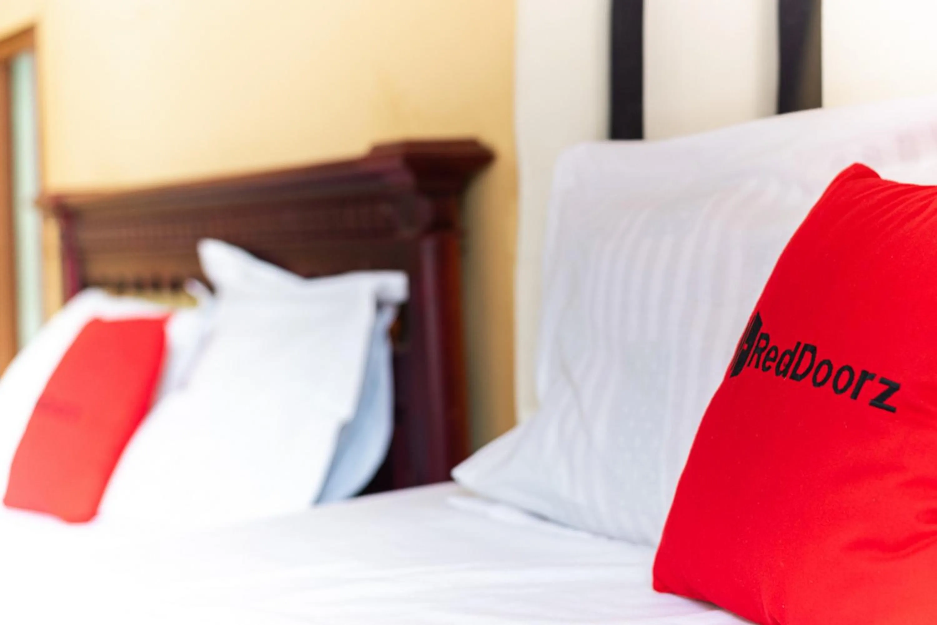 Bed in RedDoorz Syariah near Balai Kota Batu