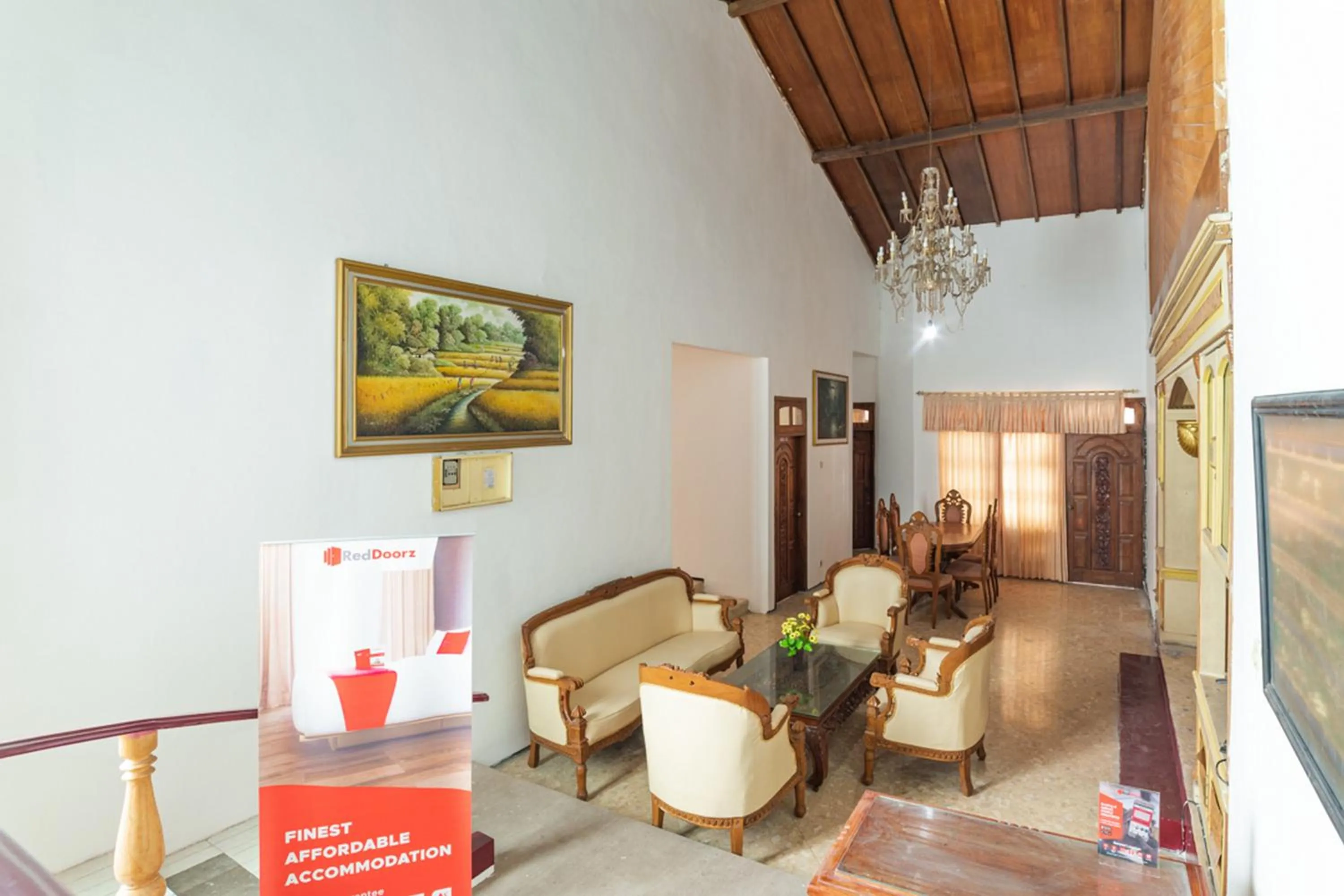 RedDoorz Syariah near Balai Kota Batu