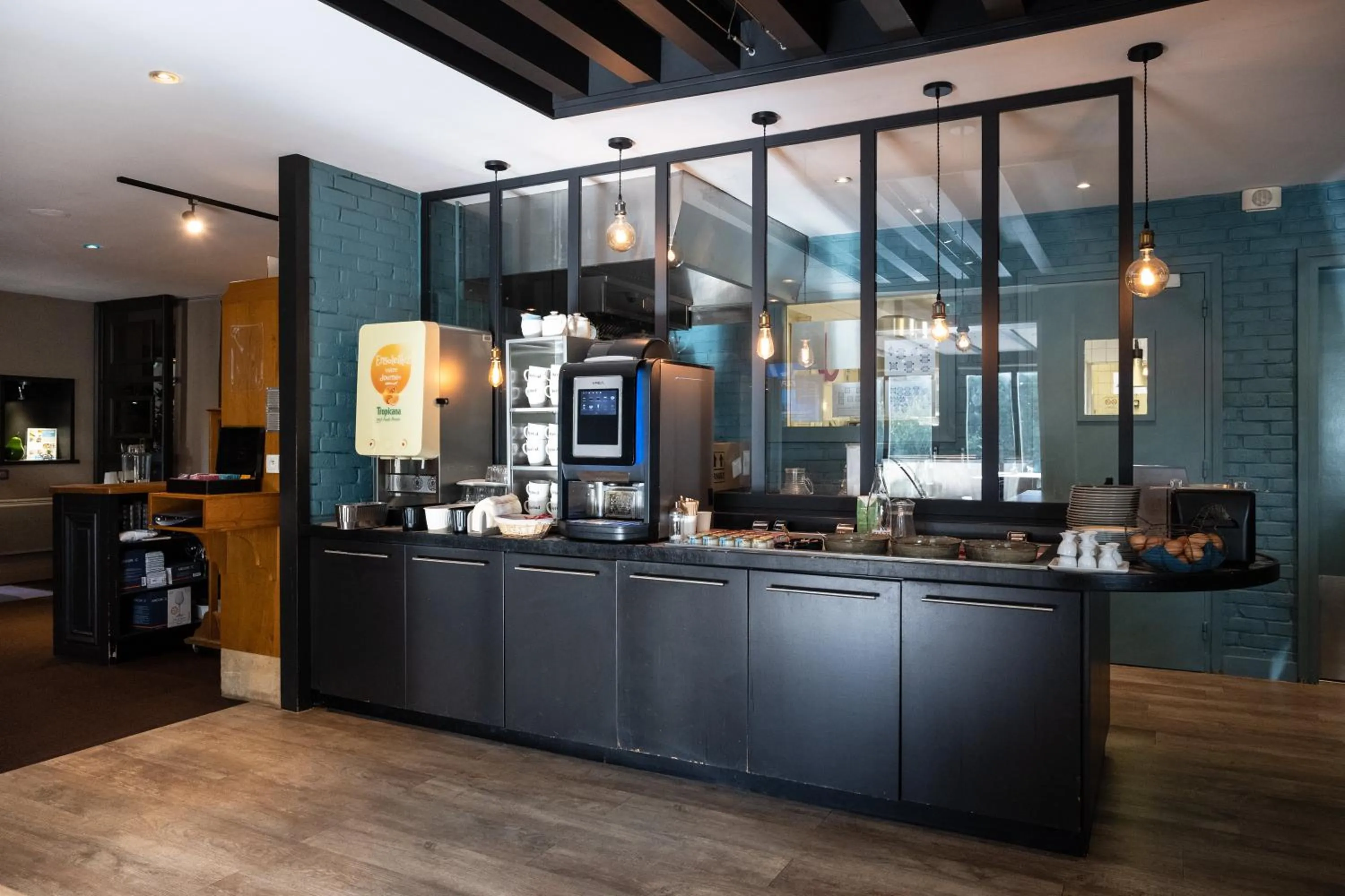 Buffet breakfast in Kyriad Beaune