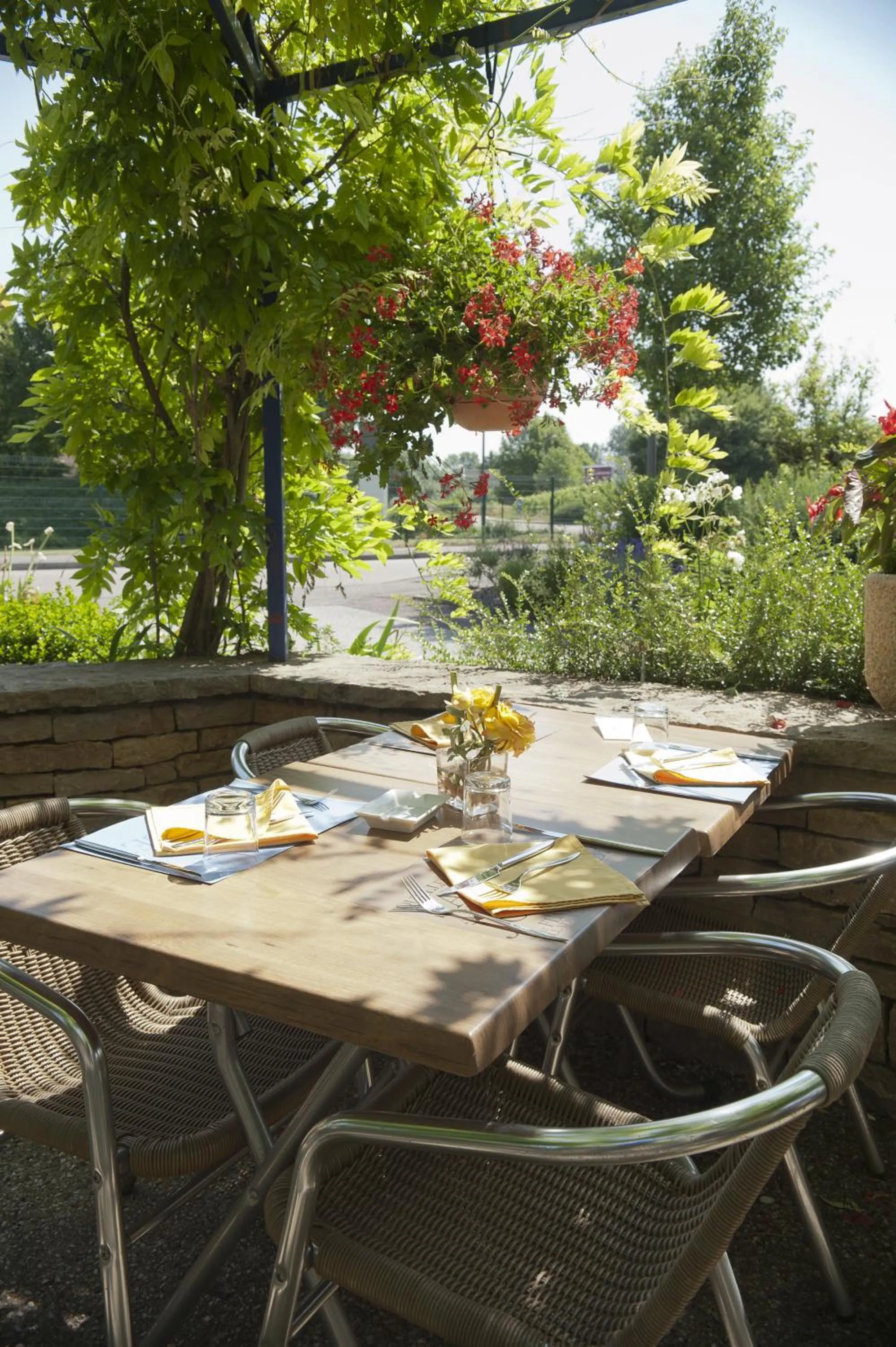 Balcony/Terrace in Kyriad Beaune