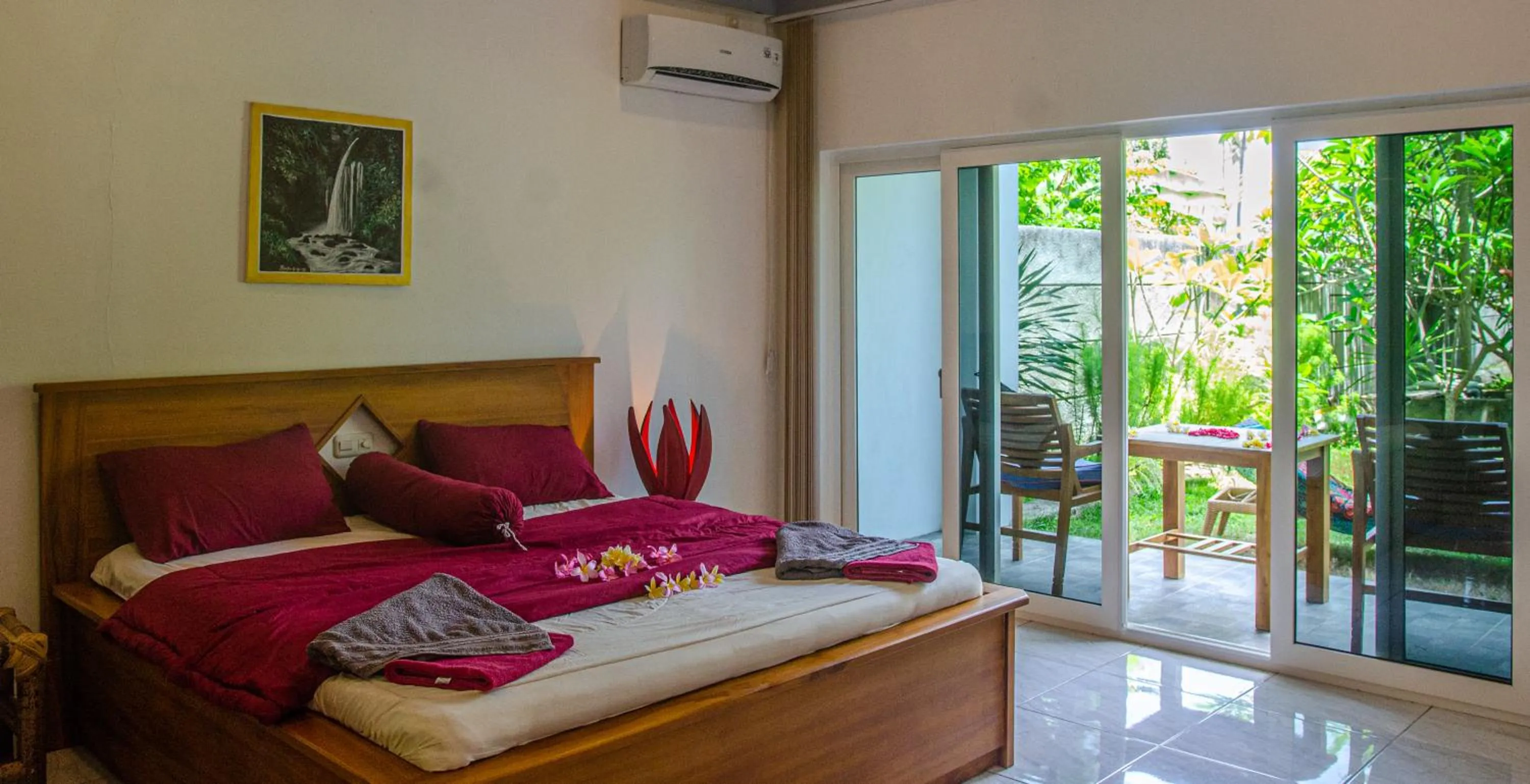 Bed in Senggigi Homes & Apartments