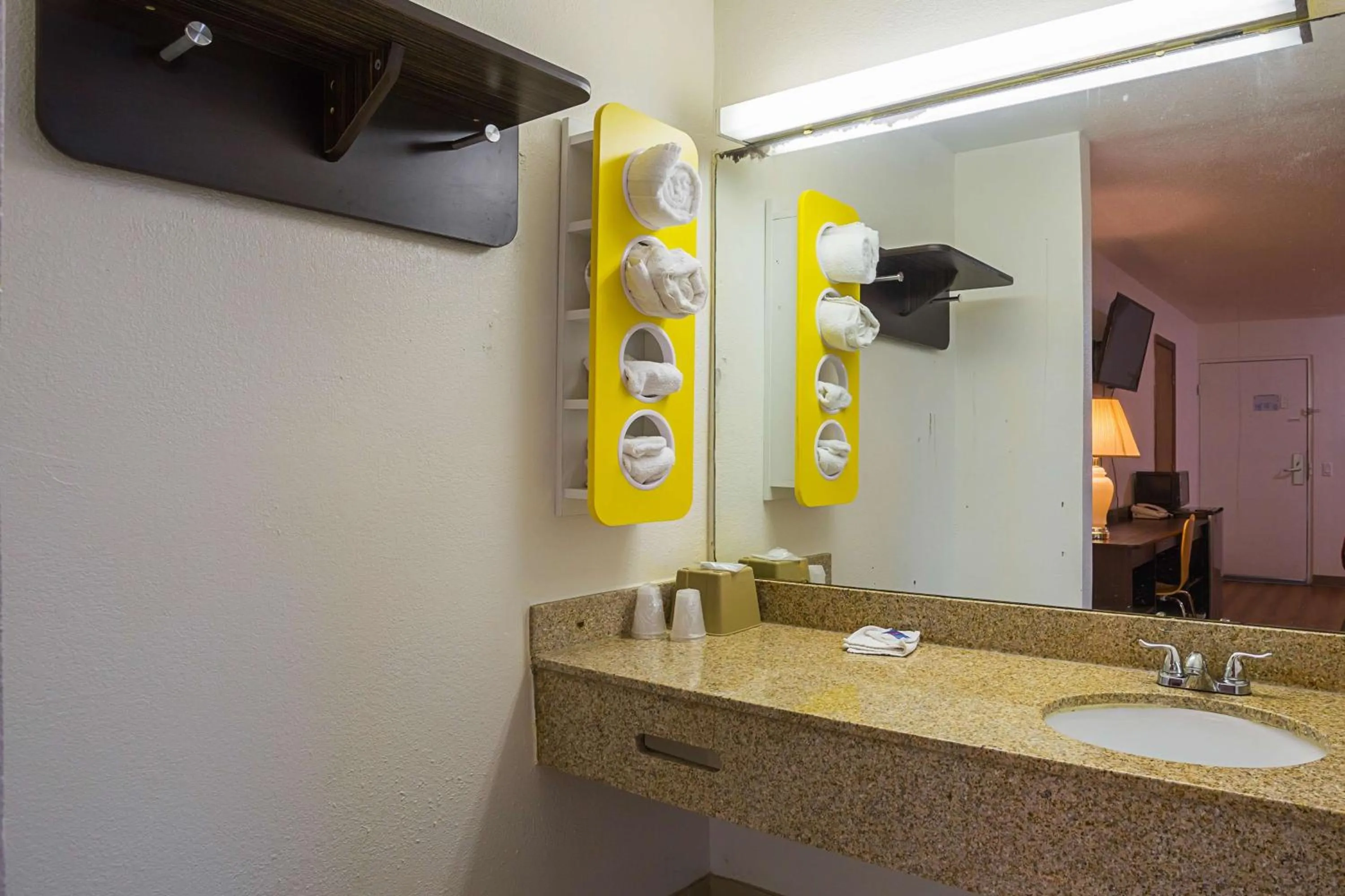 Bathroom in Motel 6-Brinkley, AR