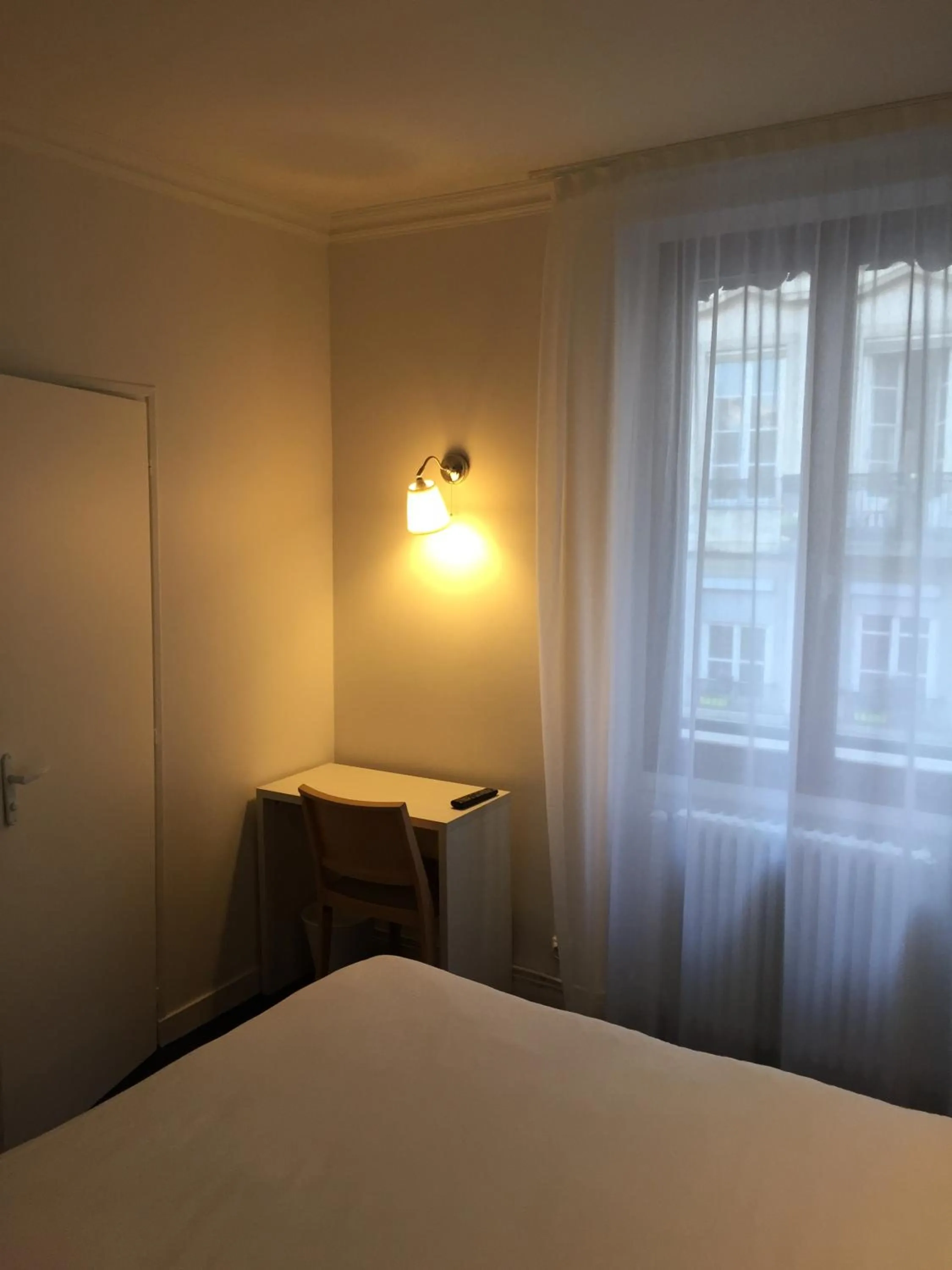 Bedroom, Bed in Au Patio Morand