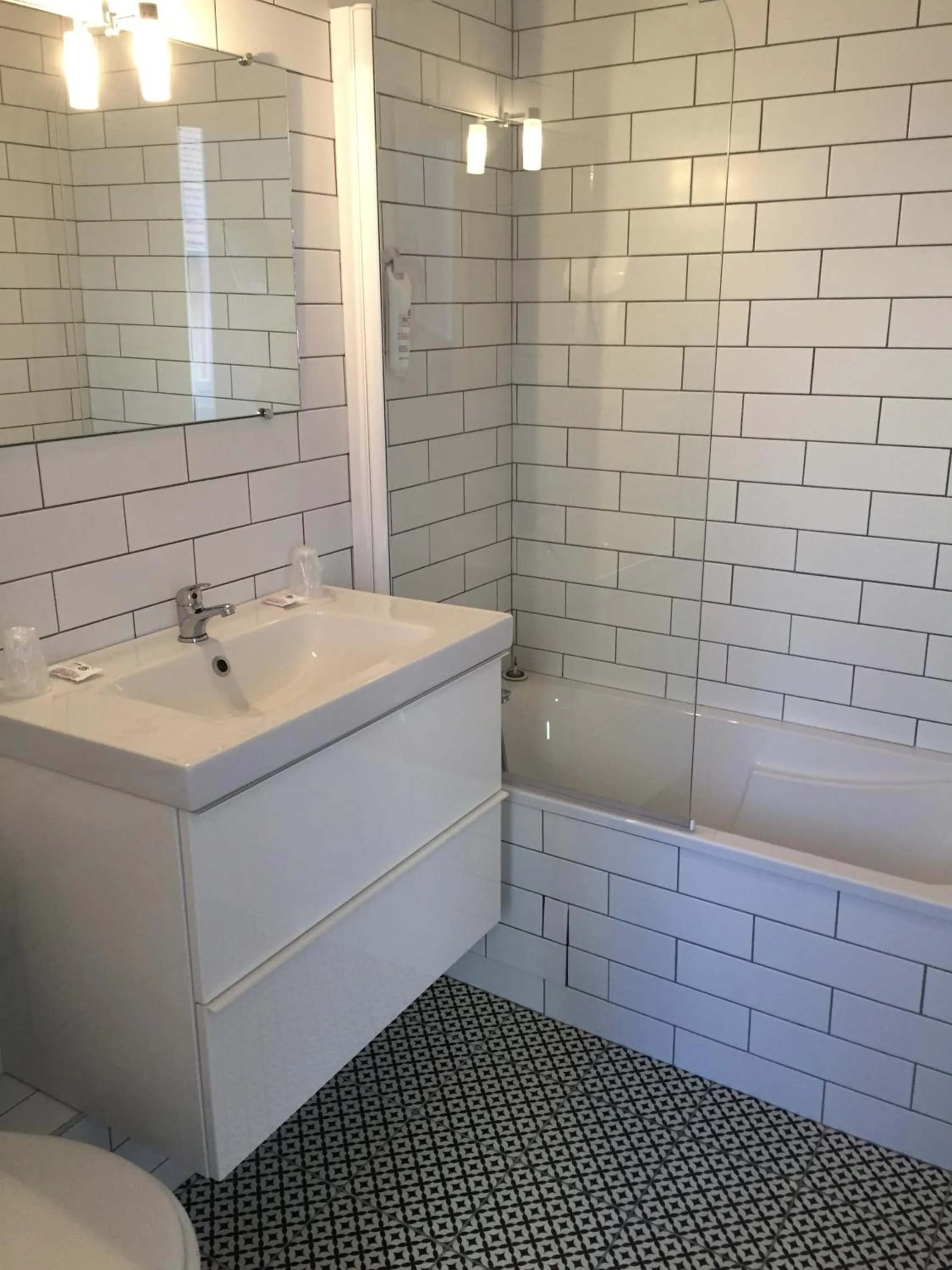 Bathroom in Au Patio Morand