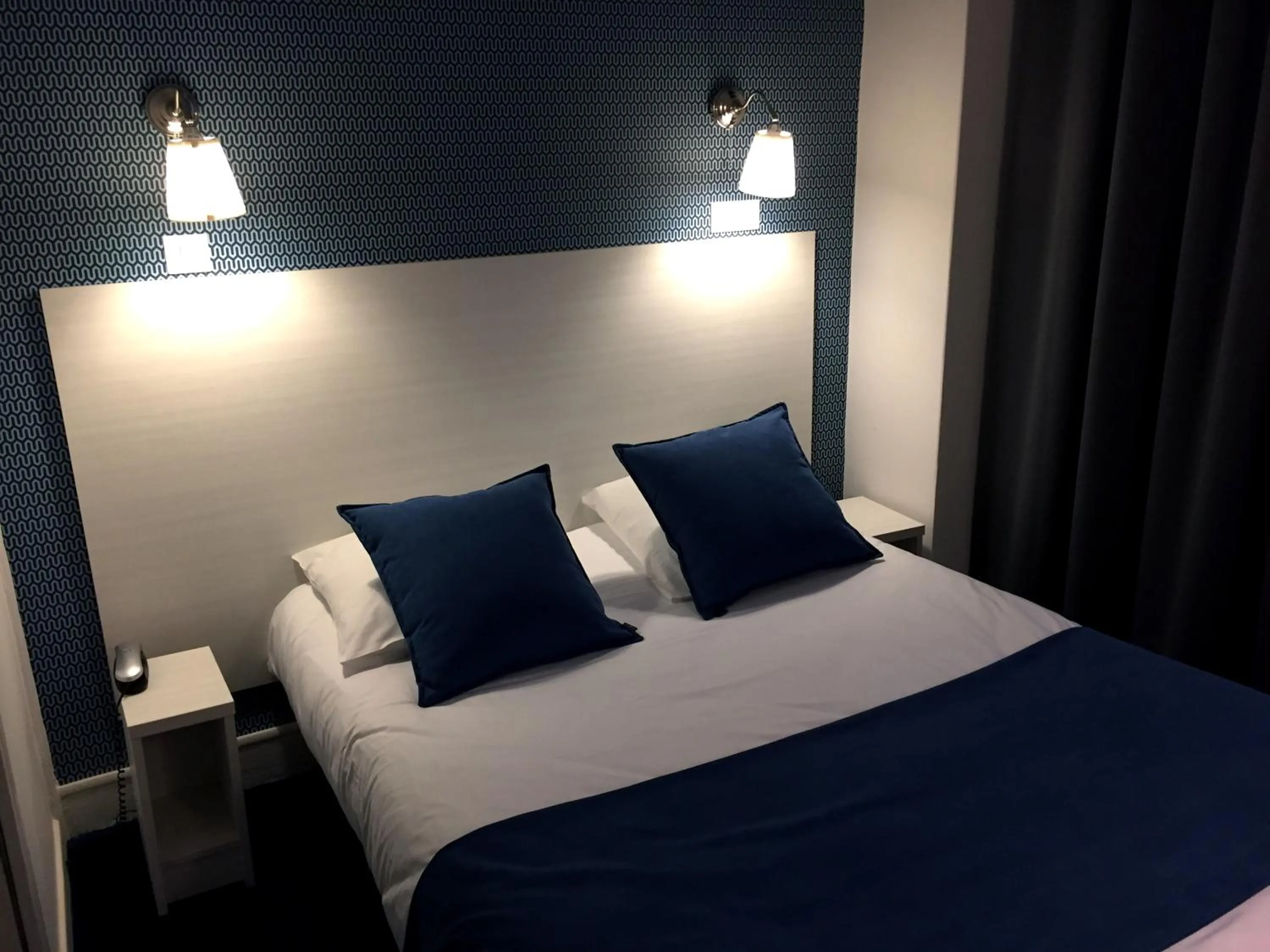 Bedroom, Bed in Au Patio Morand