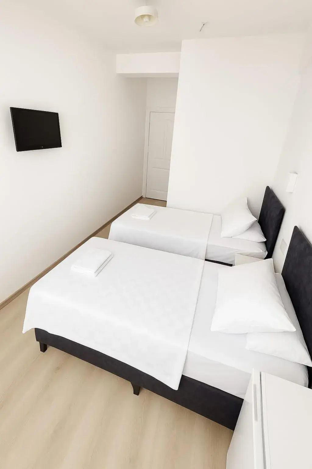 Twin Room with Balcony in R HOUSE HOTEL Twin Room with Balcony in R HOUSE HOTEL