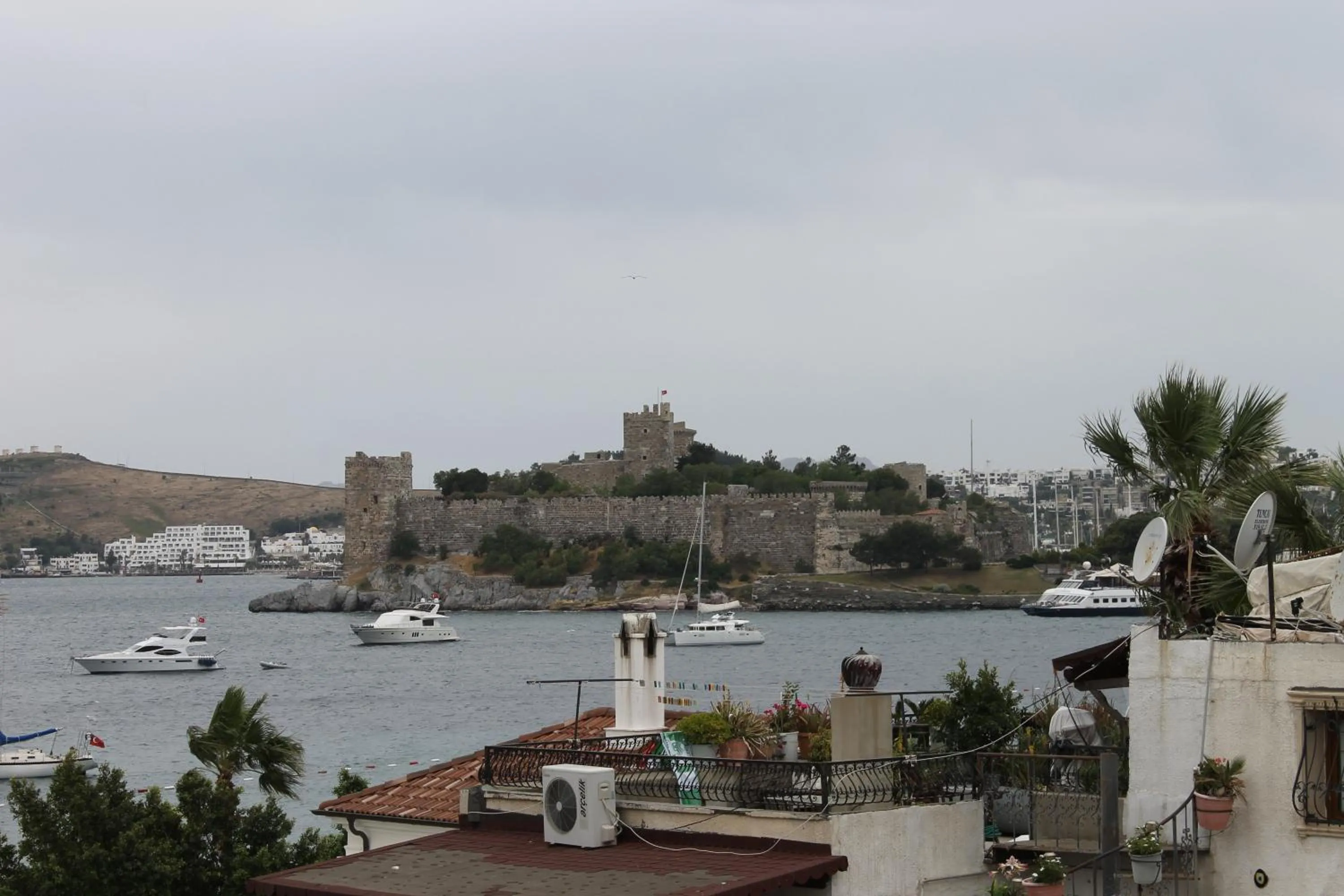 Balcony/Terrace in R HOUSE HOTEL