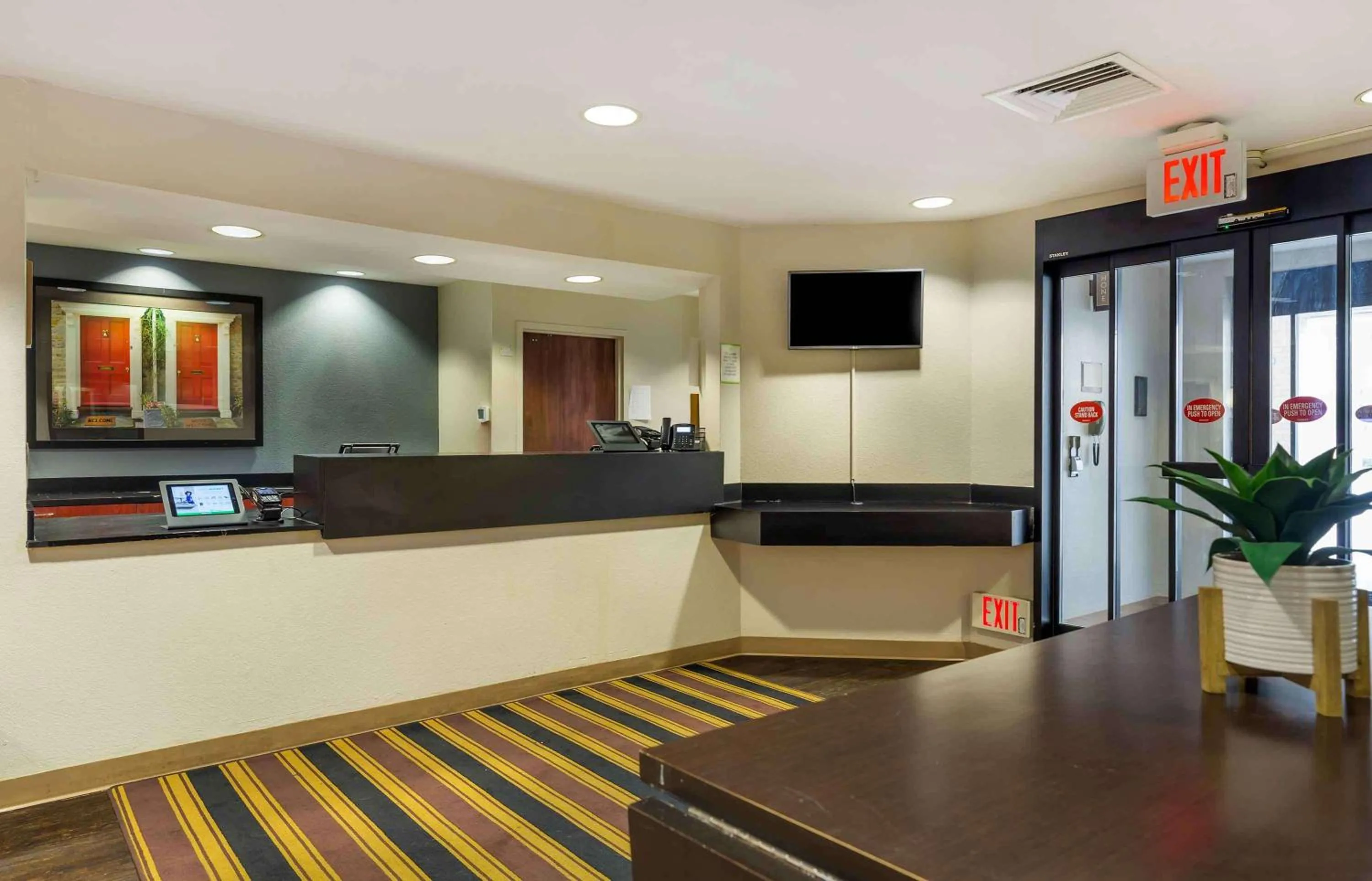 Lobby or reception in Extended Stay America Suites - Boston - Tewksbury