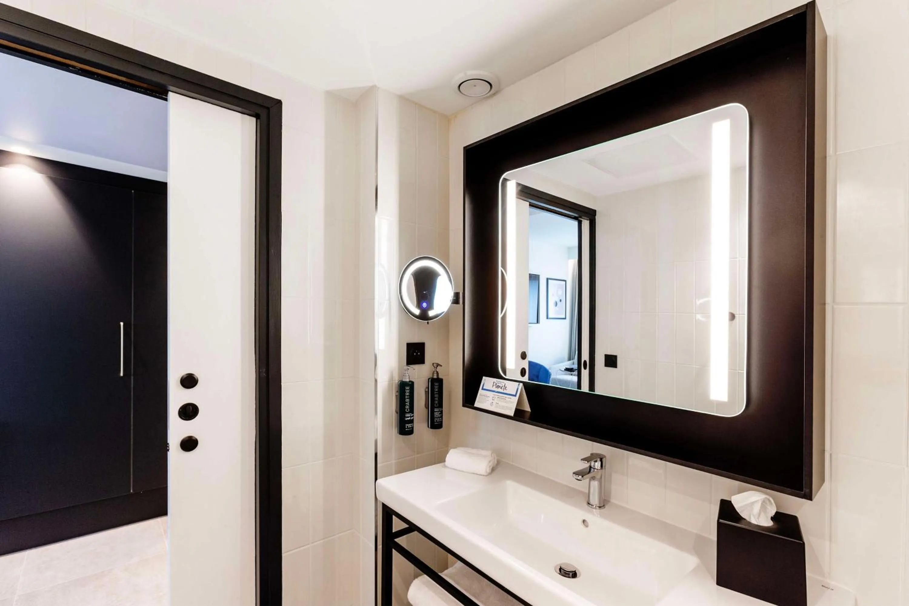 Bathroom in Hilton Lille