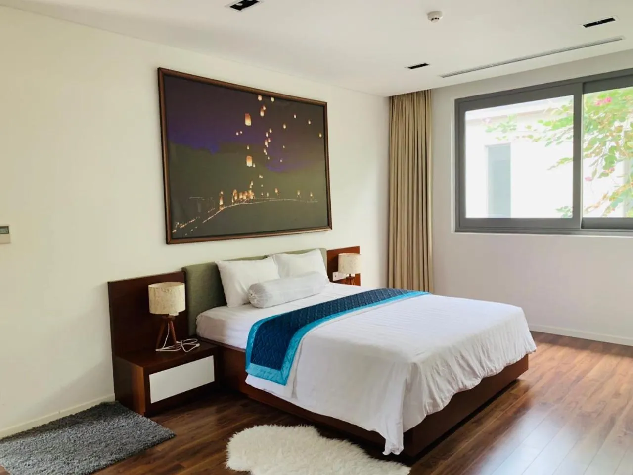 Bed in Luxury Villa 5* - Ocean Front - IDCWH