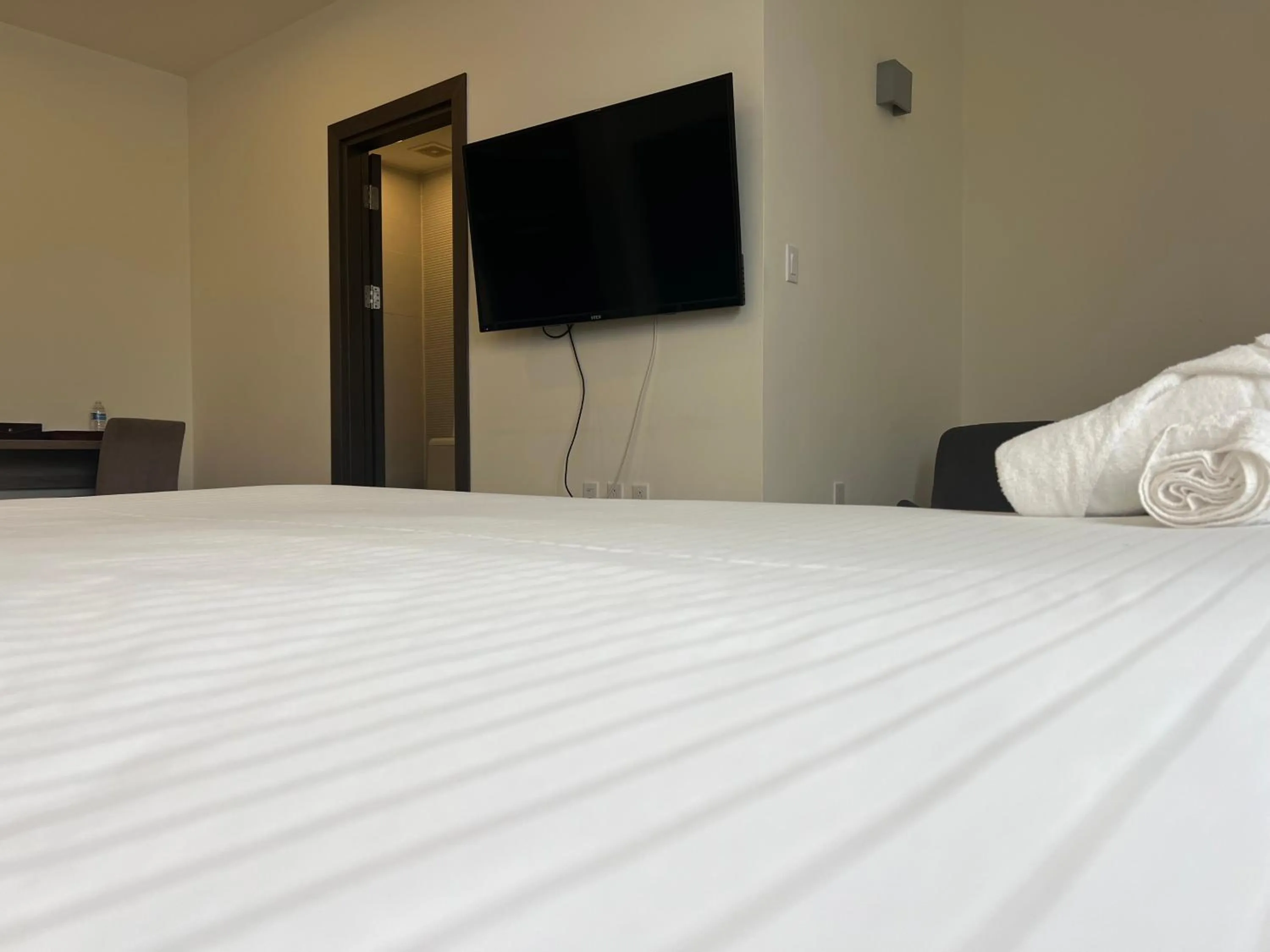 Bed in Adonis Cupecoy