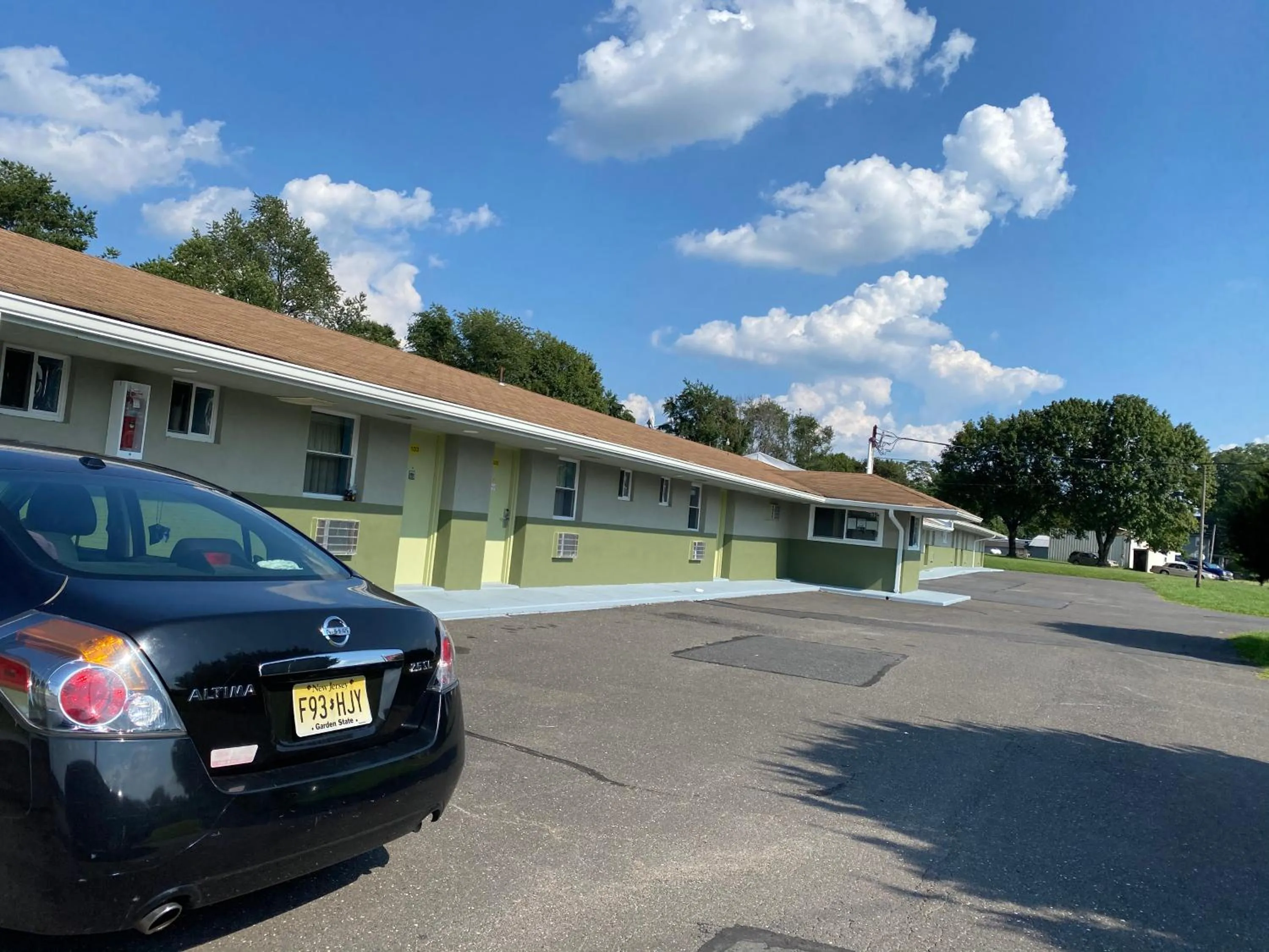 Red Carpet Inn & Suites Wrightstown