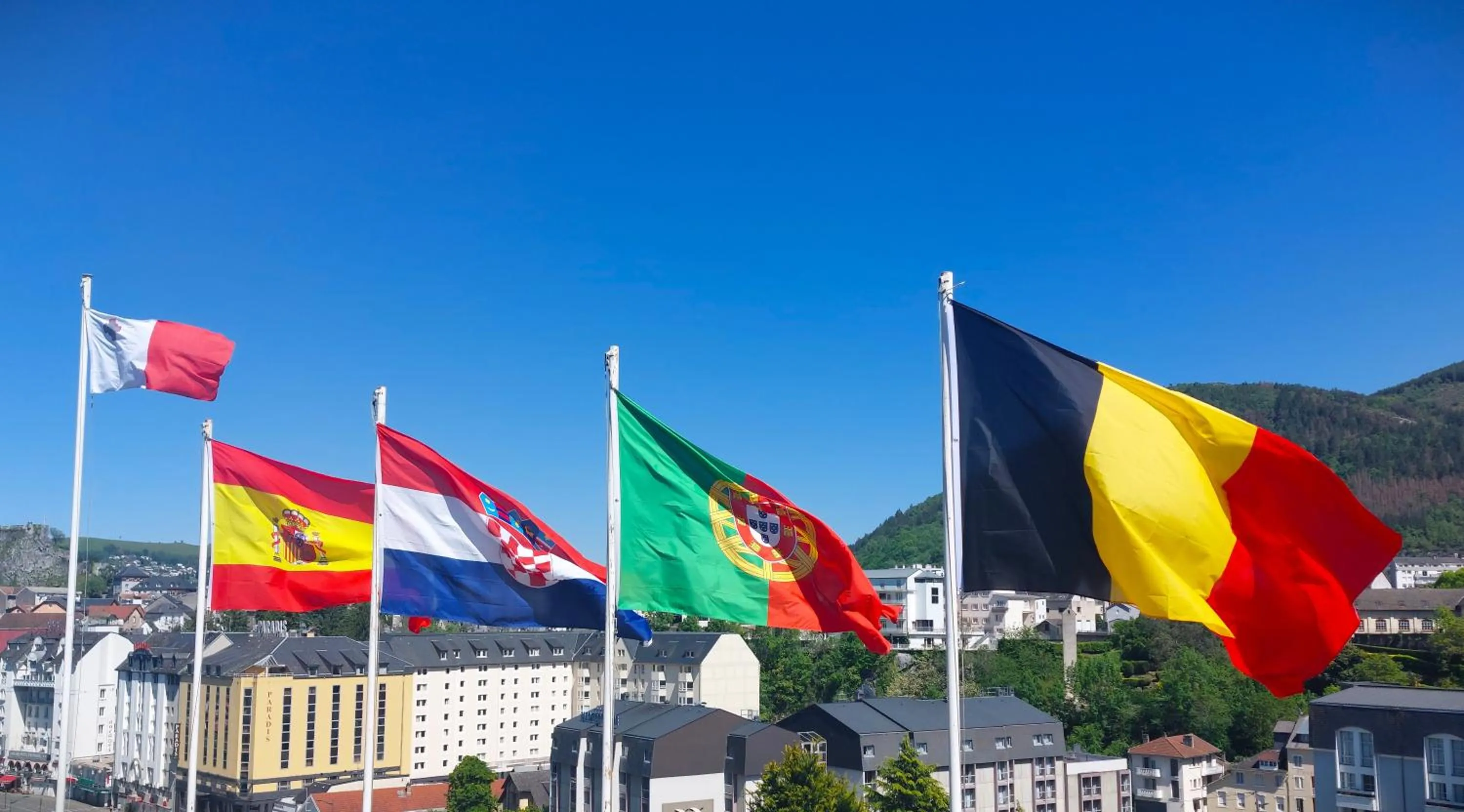 Patio in Hôtel Christina Lourdes