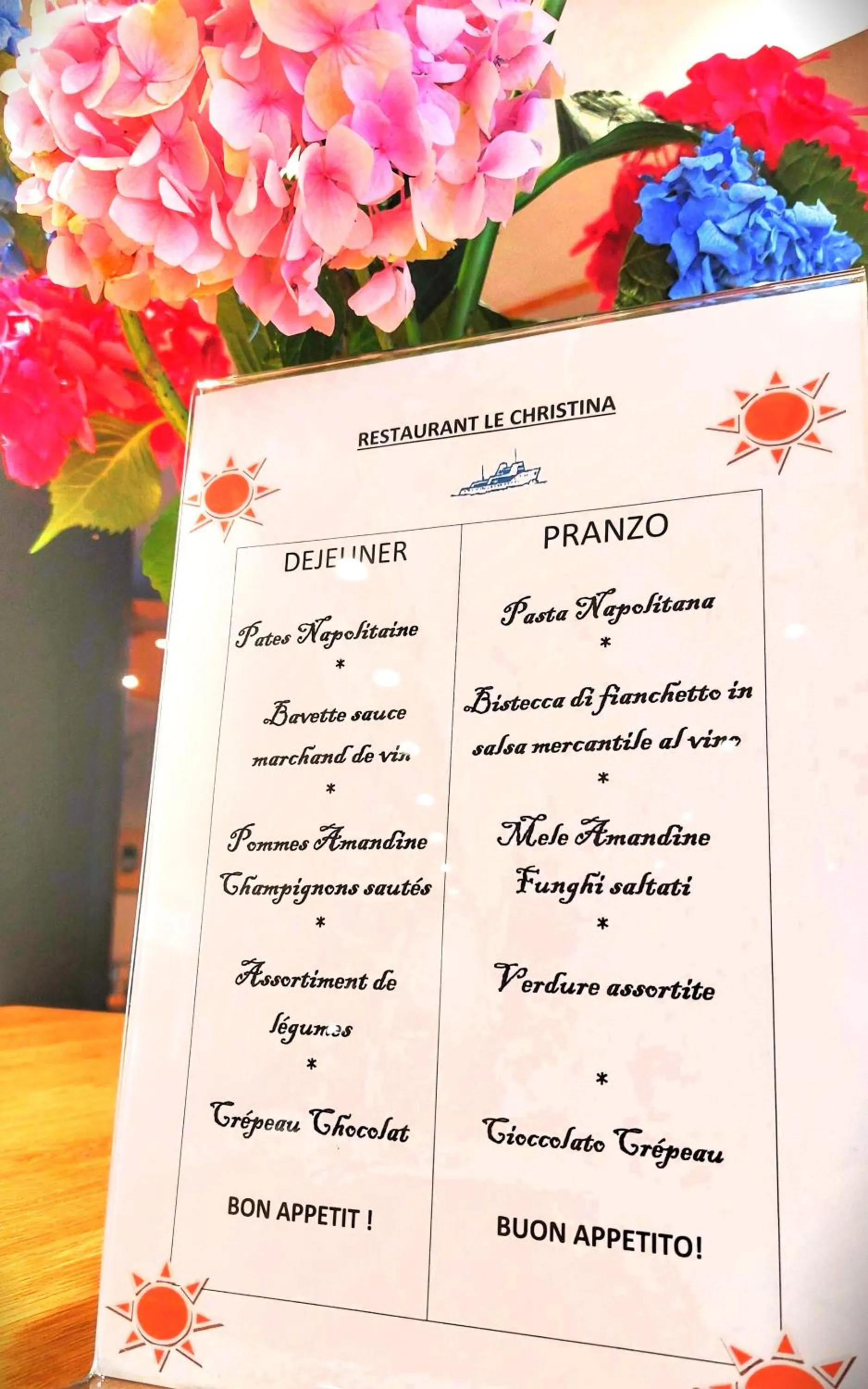 Restaurant/places to eat in Hôtel Christina Lourdes