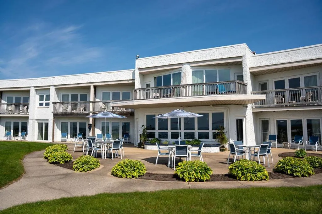 Surf & Sand Beach Motel