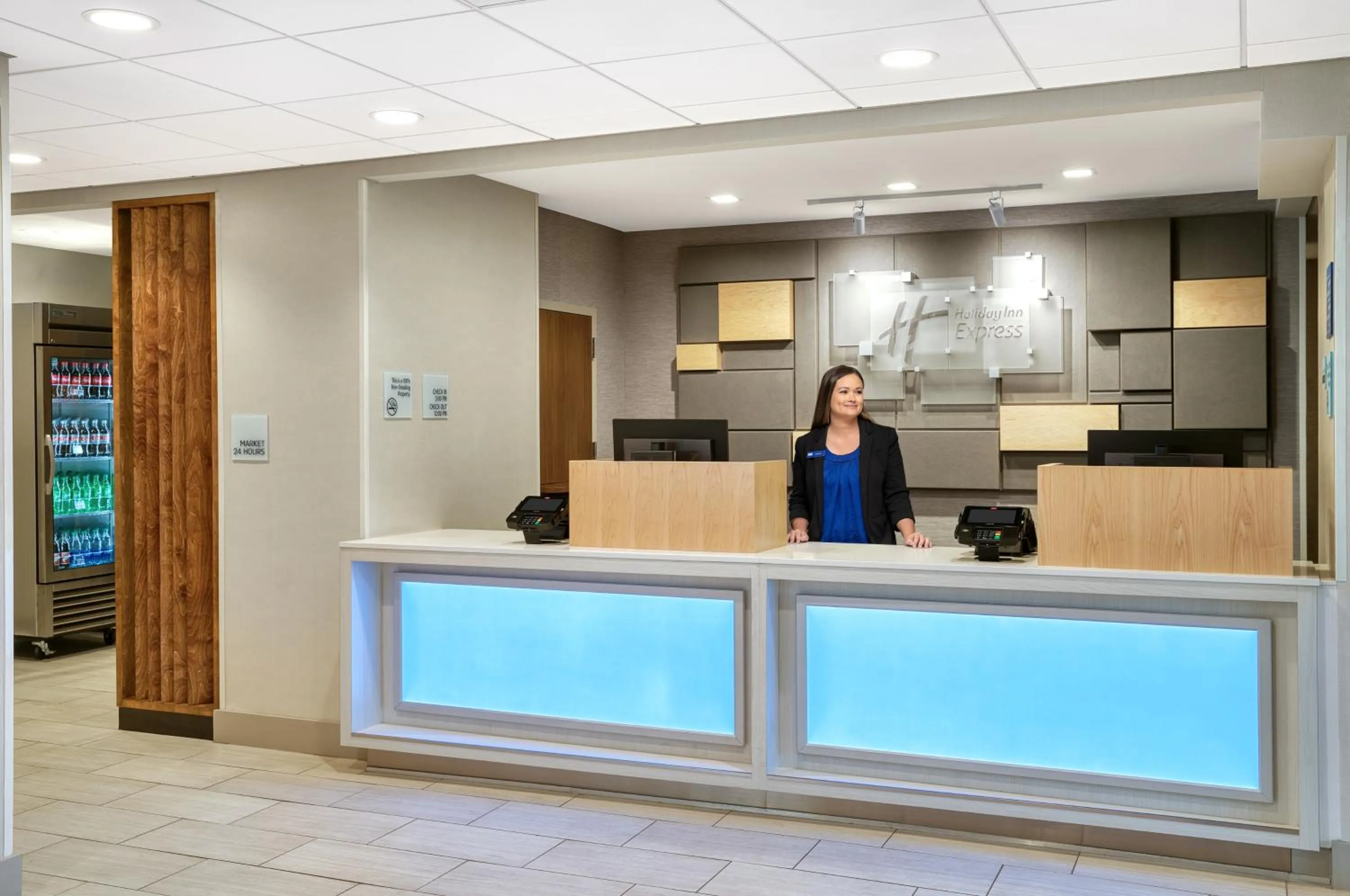 Lobby or reception in Holiday Inn Express Statesboro by IHG