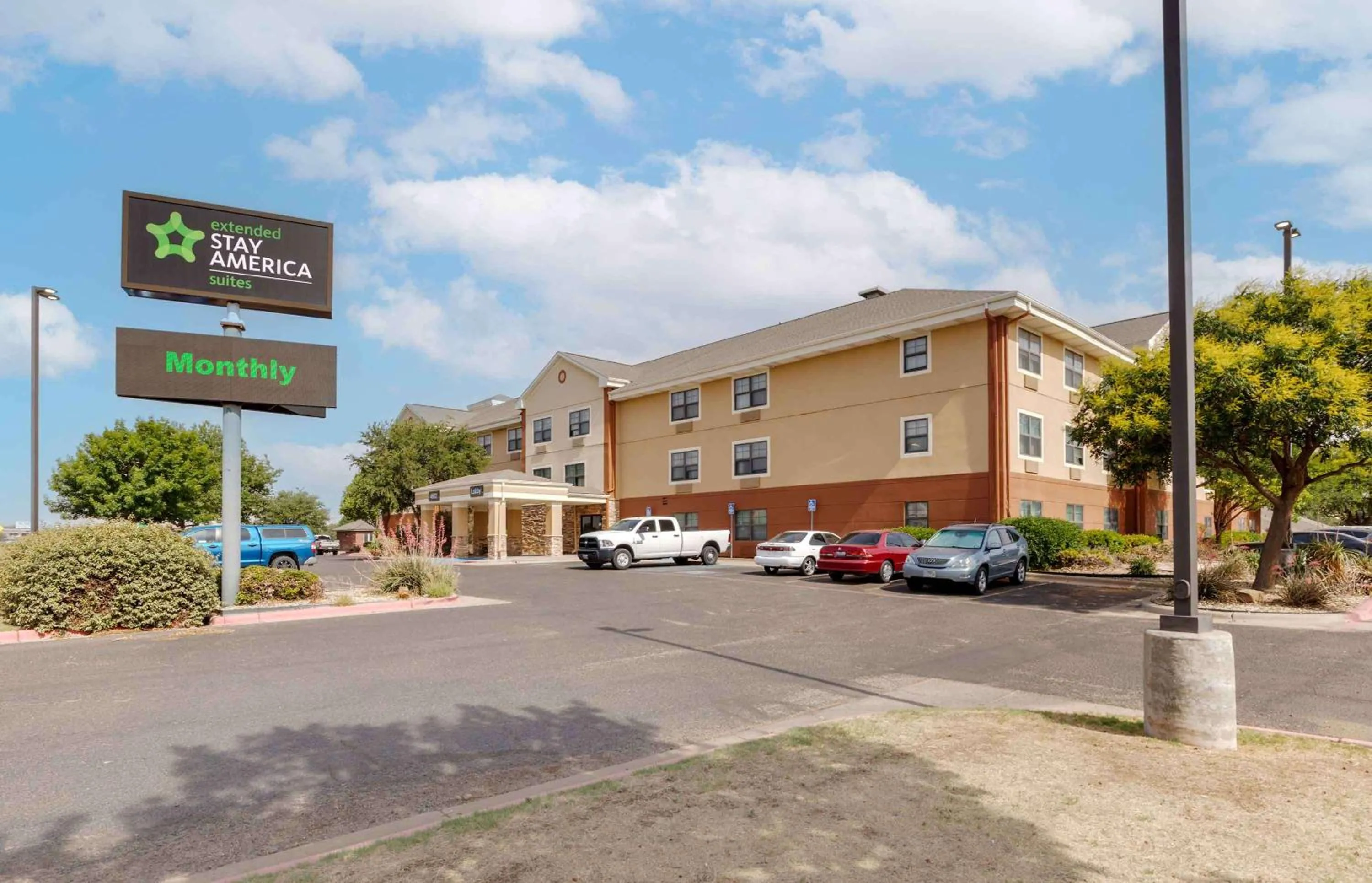 Property building in Extended Stay America Suites - Lubbock - Southwest
