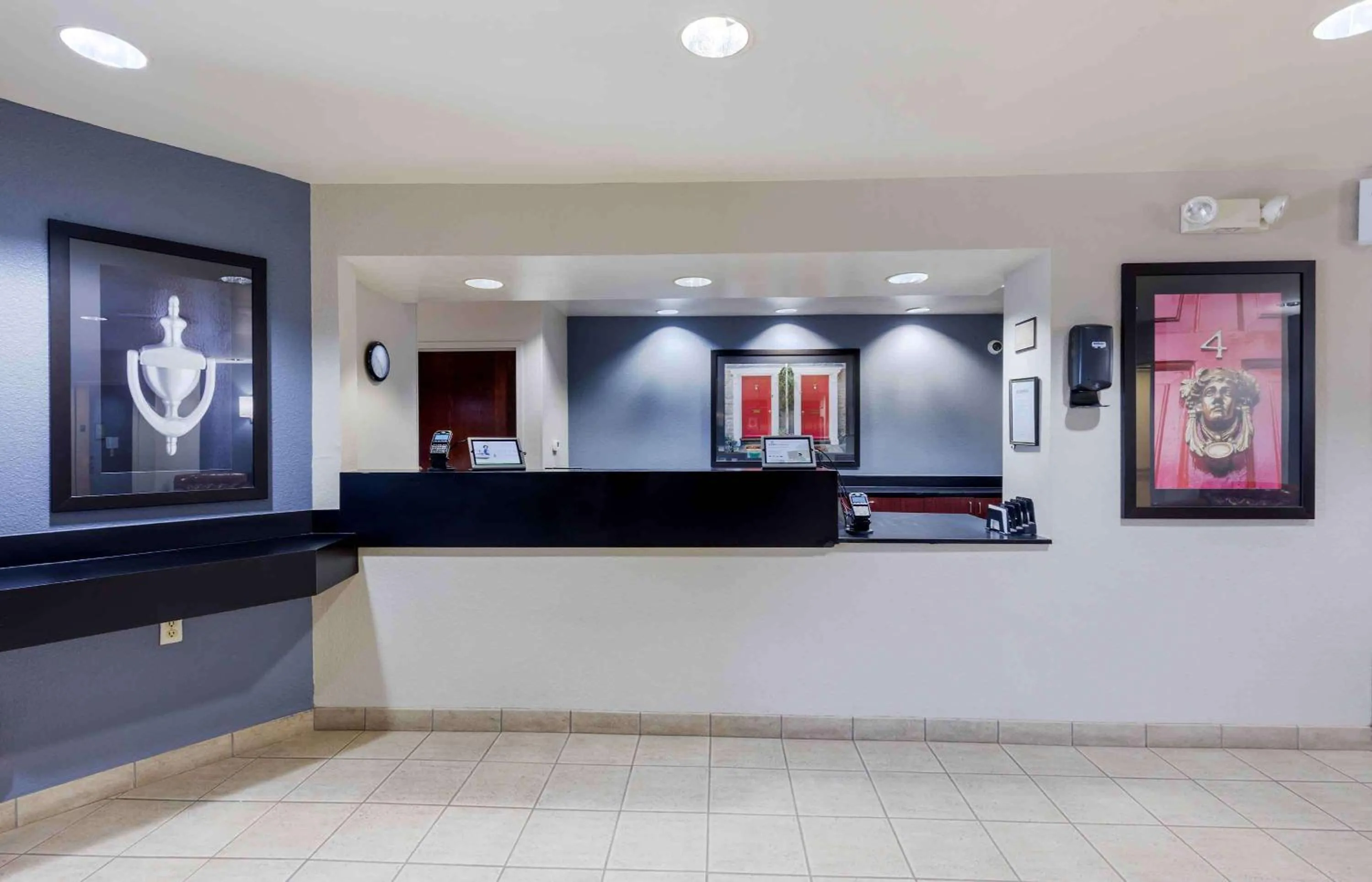 Lobby or reception in Extended Stay America Suites - Lubbock - Southwest