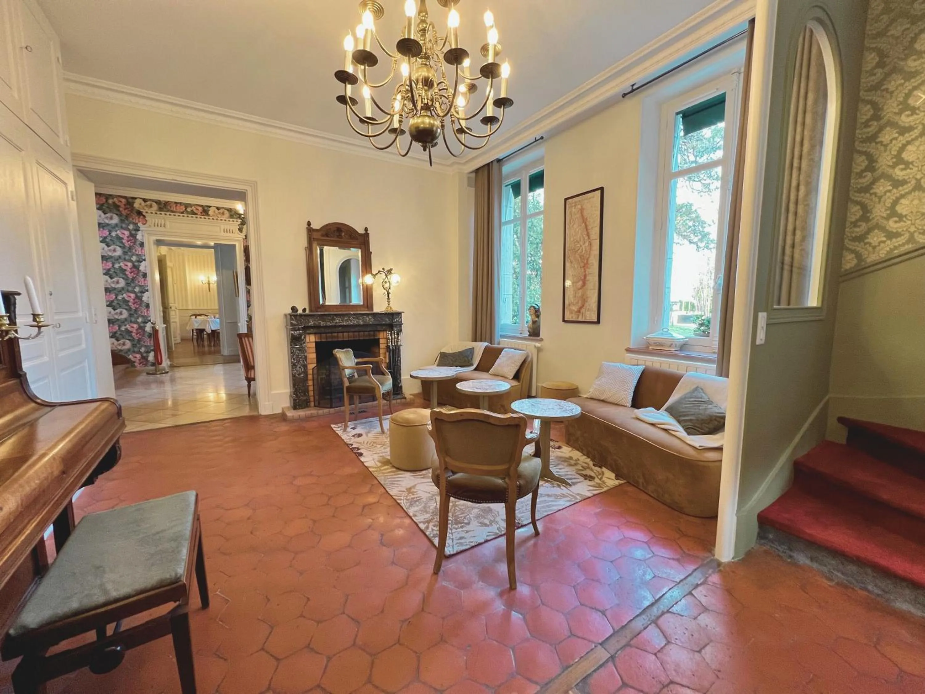 Lounge or bar in Château de Challanges