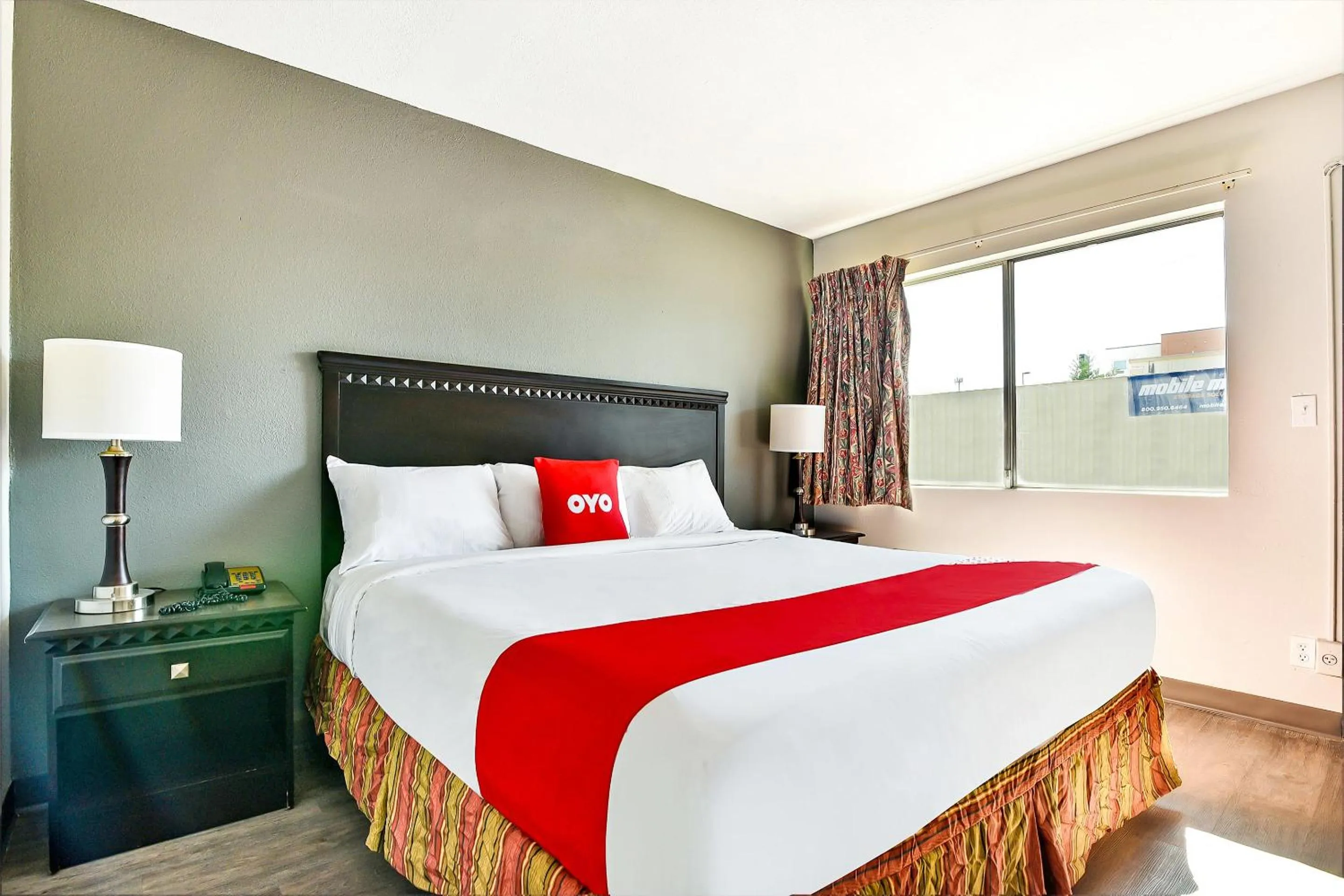 Bedroom, Bed in OYO Hotel Shreveport Airport North