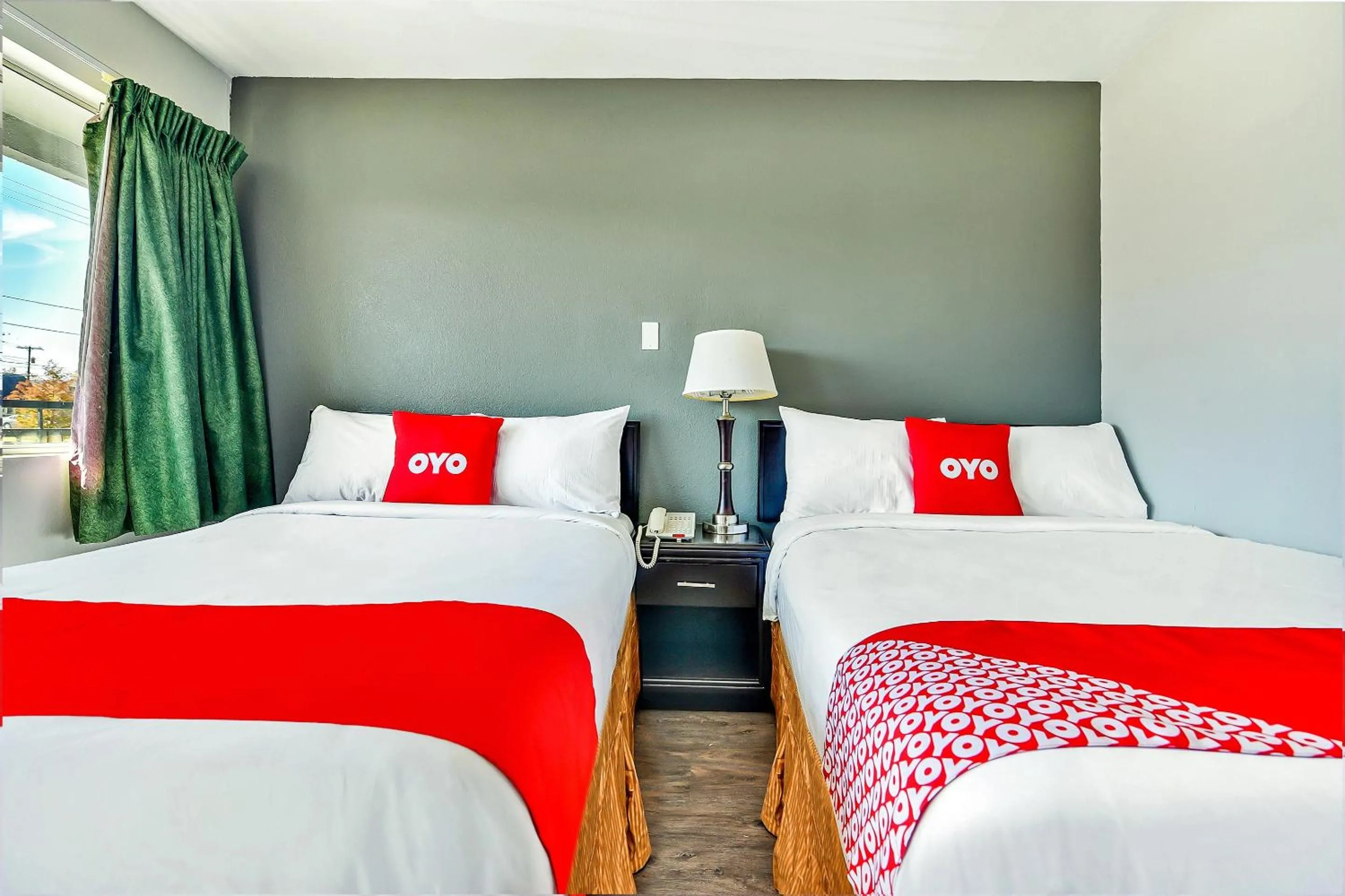 Bedroom, Bed in OYO Hotel Shreveport Airport North