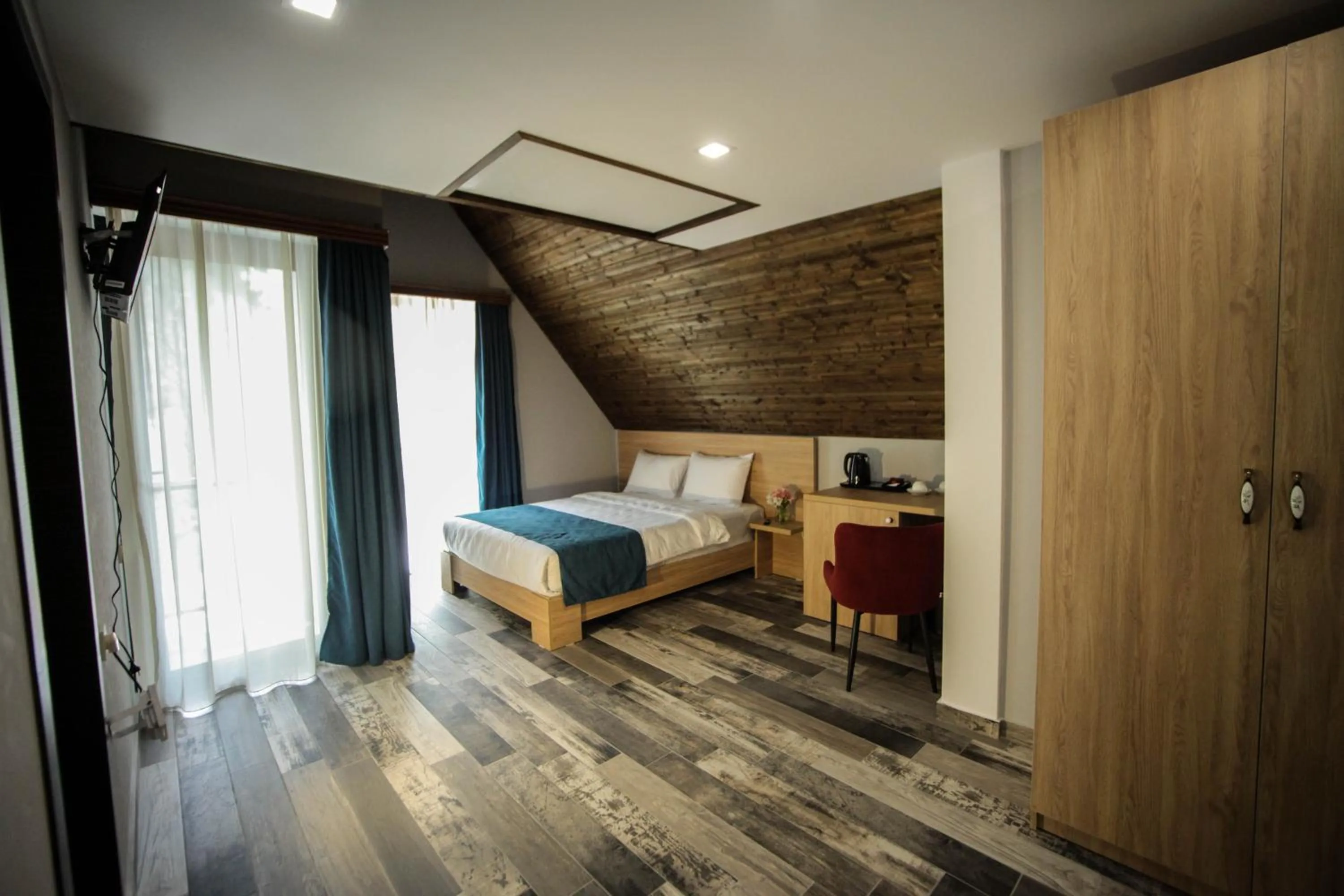 Bedroom, Bed in Borjomi UnderWood