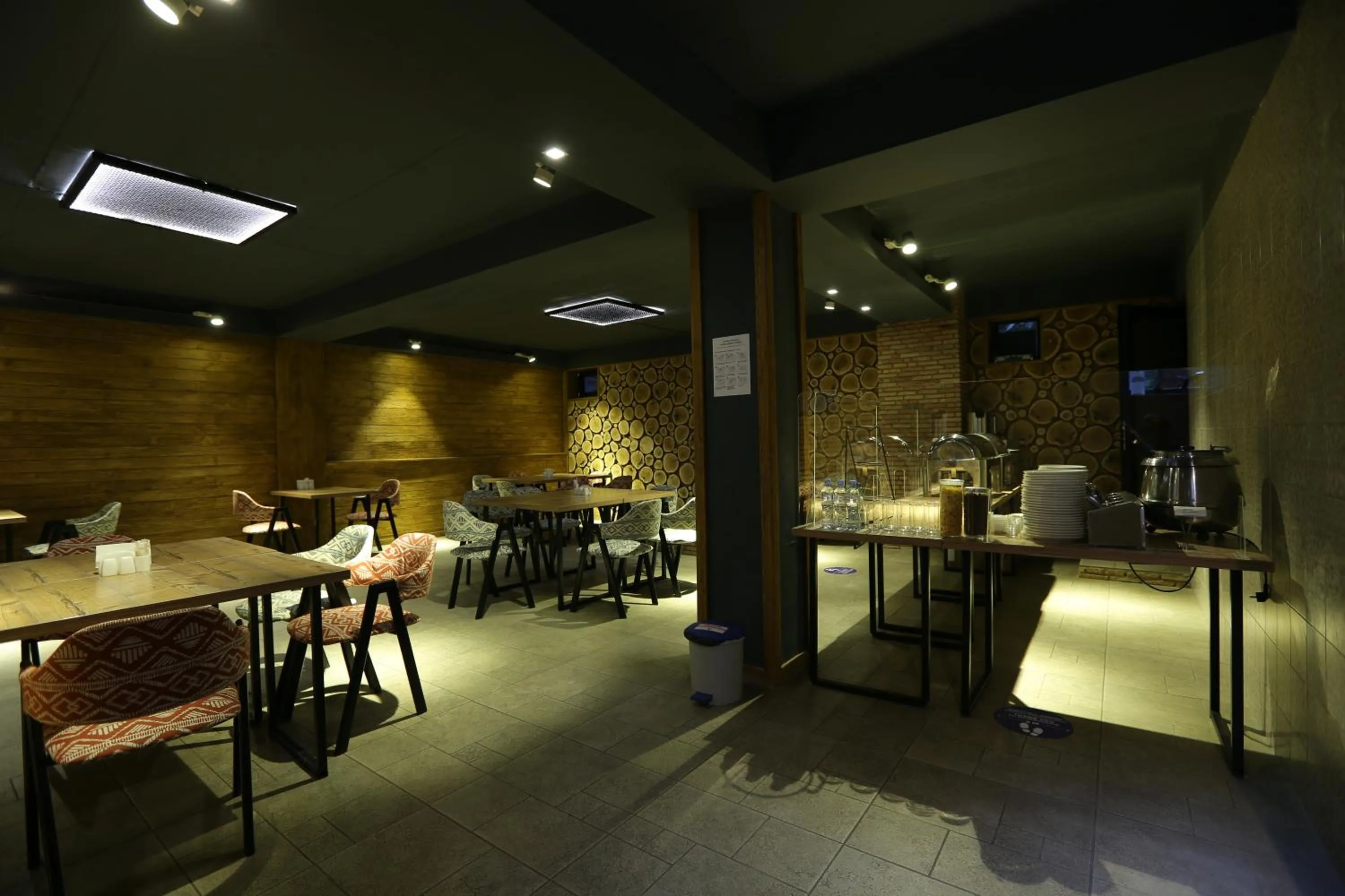 Restaurant/places to eat in Borjomi UnderWood