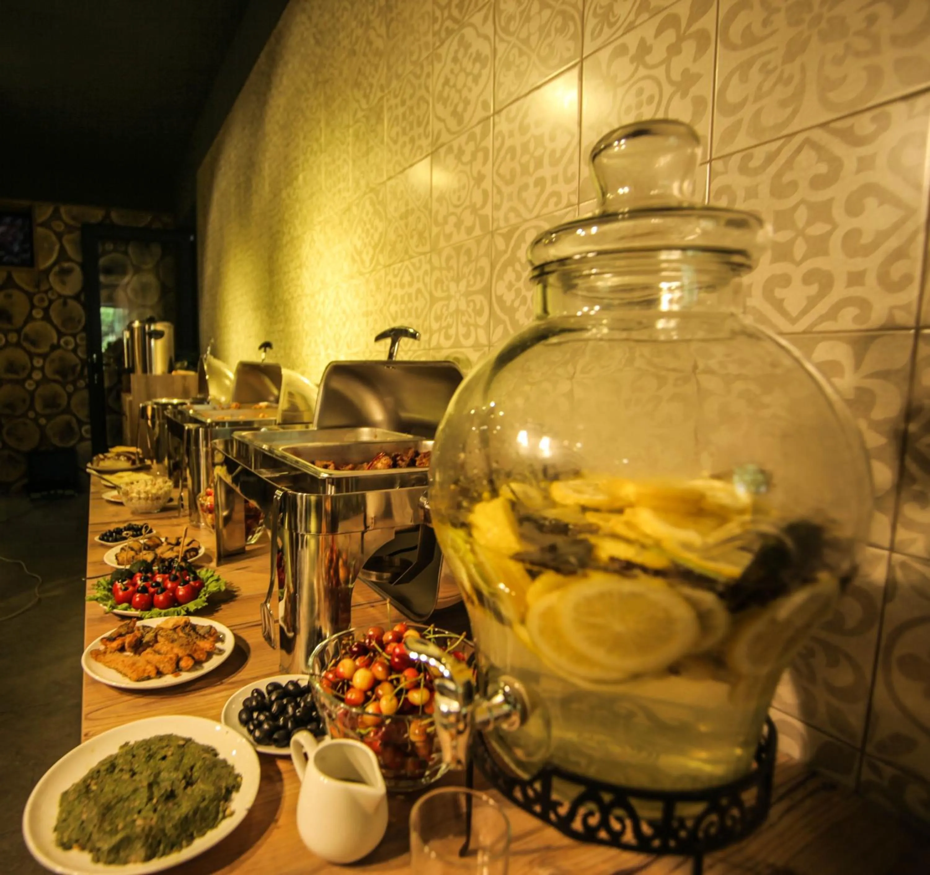 Restaurant/places to eat in Borjomi UnderWood