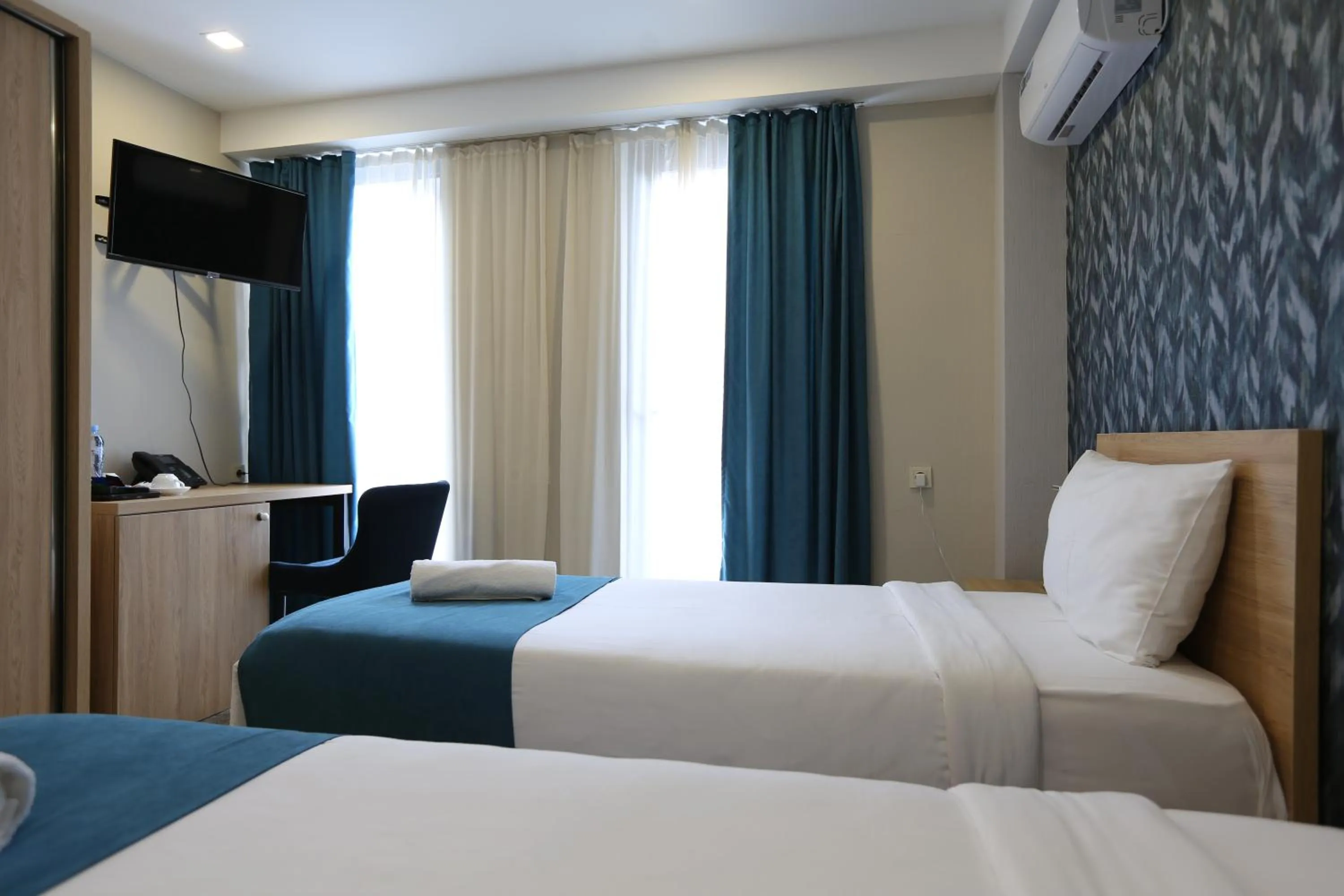 Bedroom, Bed in Borjomi UnderWood