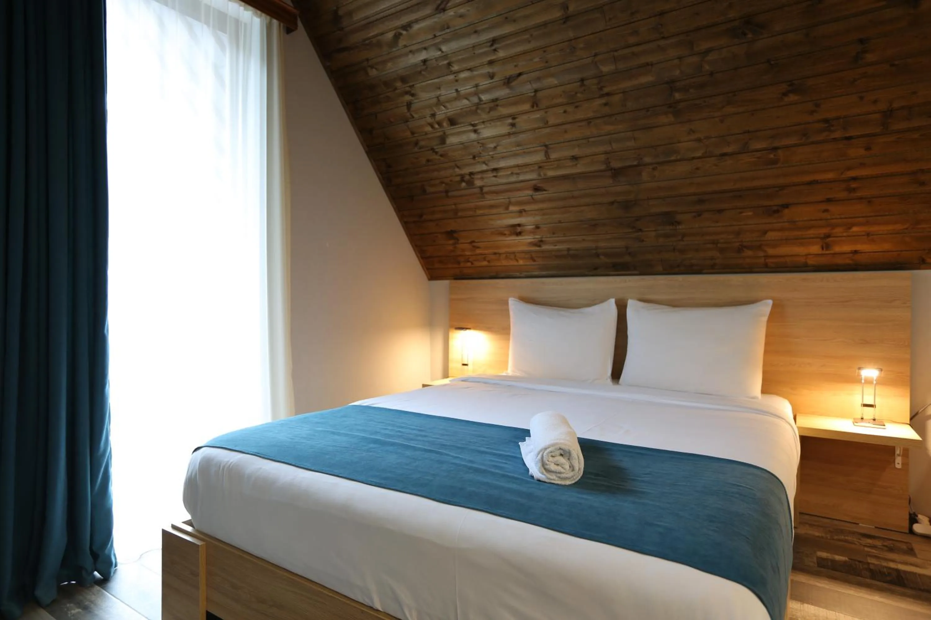 Bedroom, Bed in Borjomi UnderWood