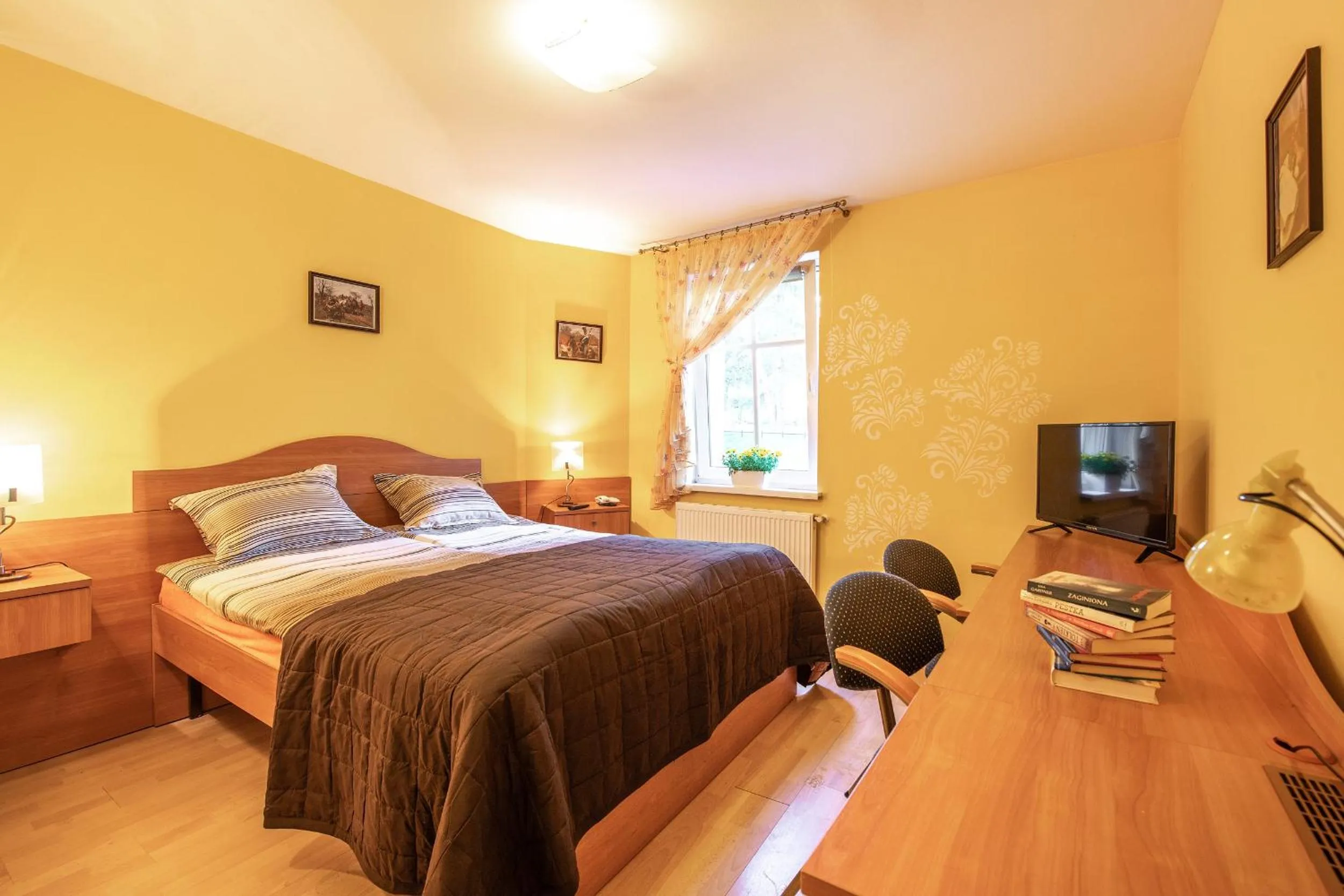 Bed in Willa Alexander