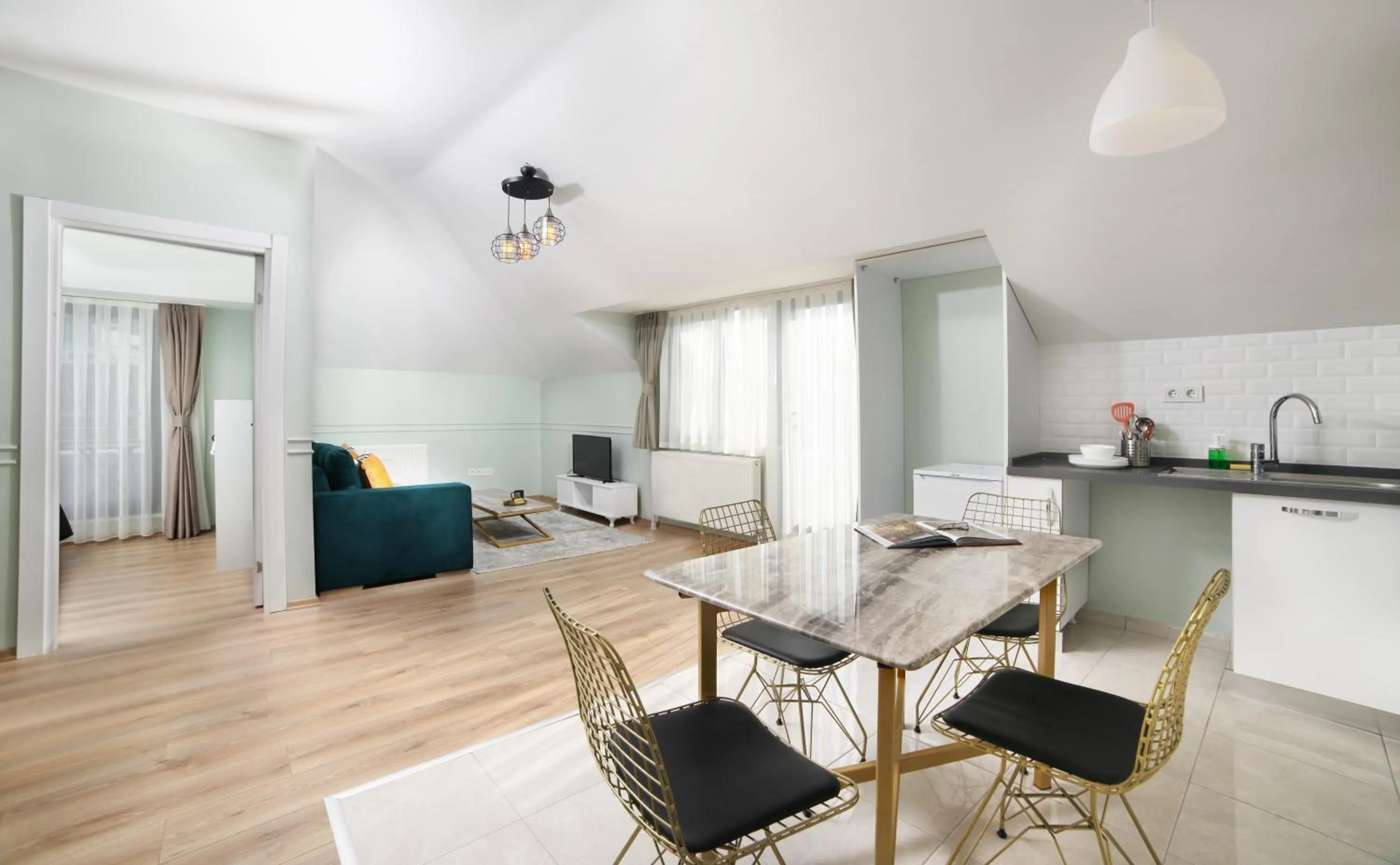 Kitchen or kitchenette in Walton Residence Sisli