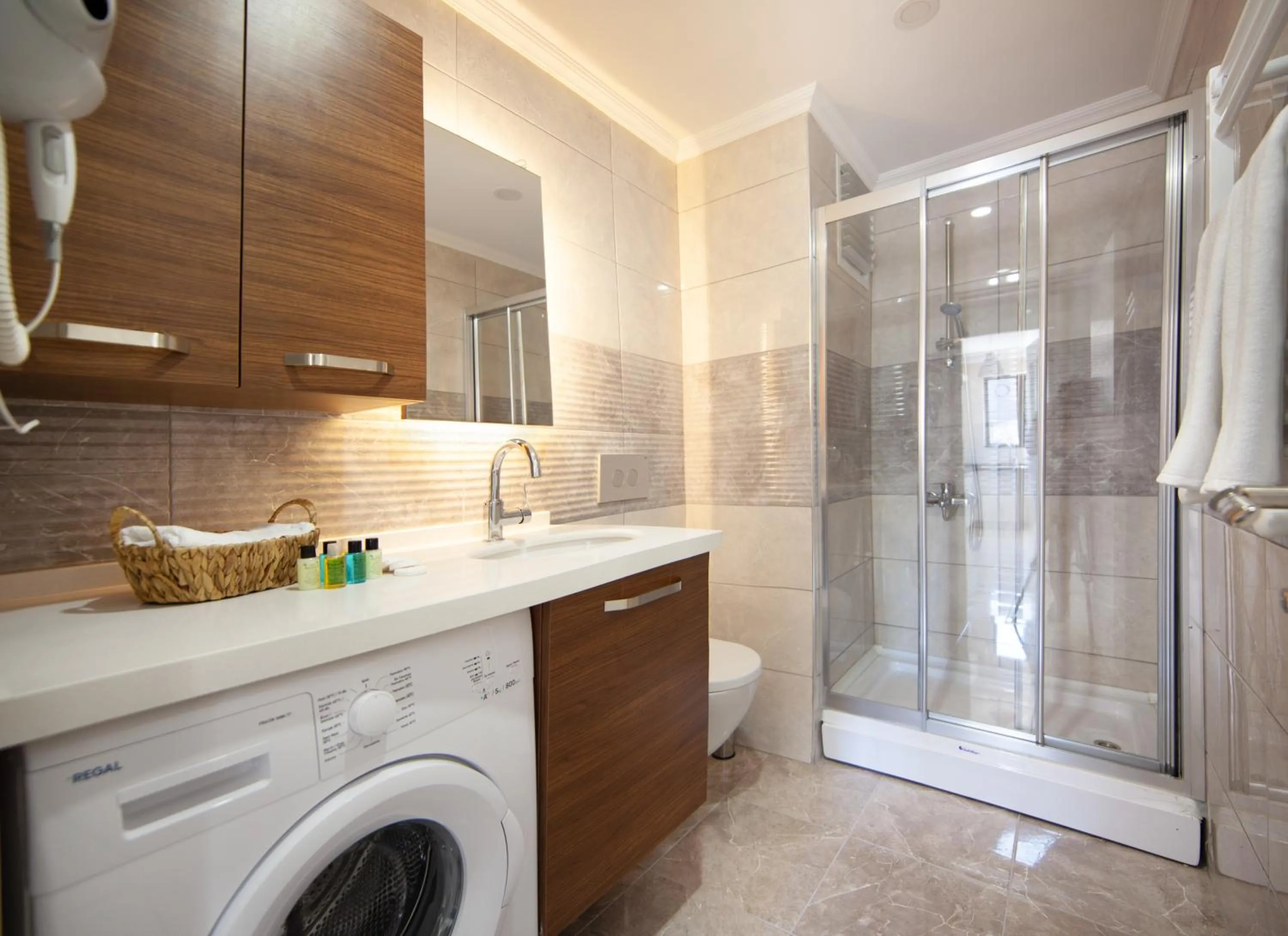 Shower in Walton Residence Sisli