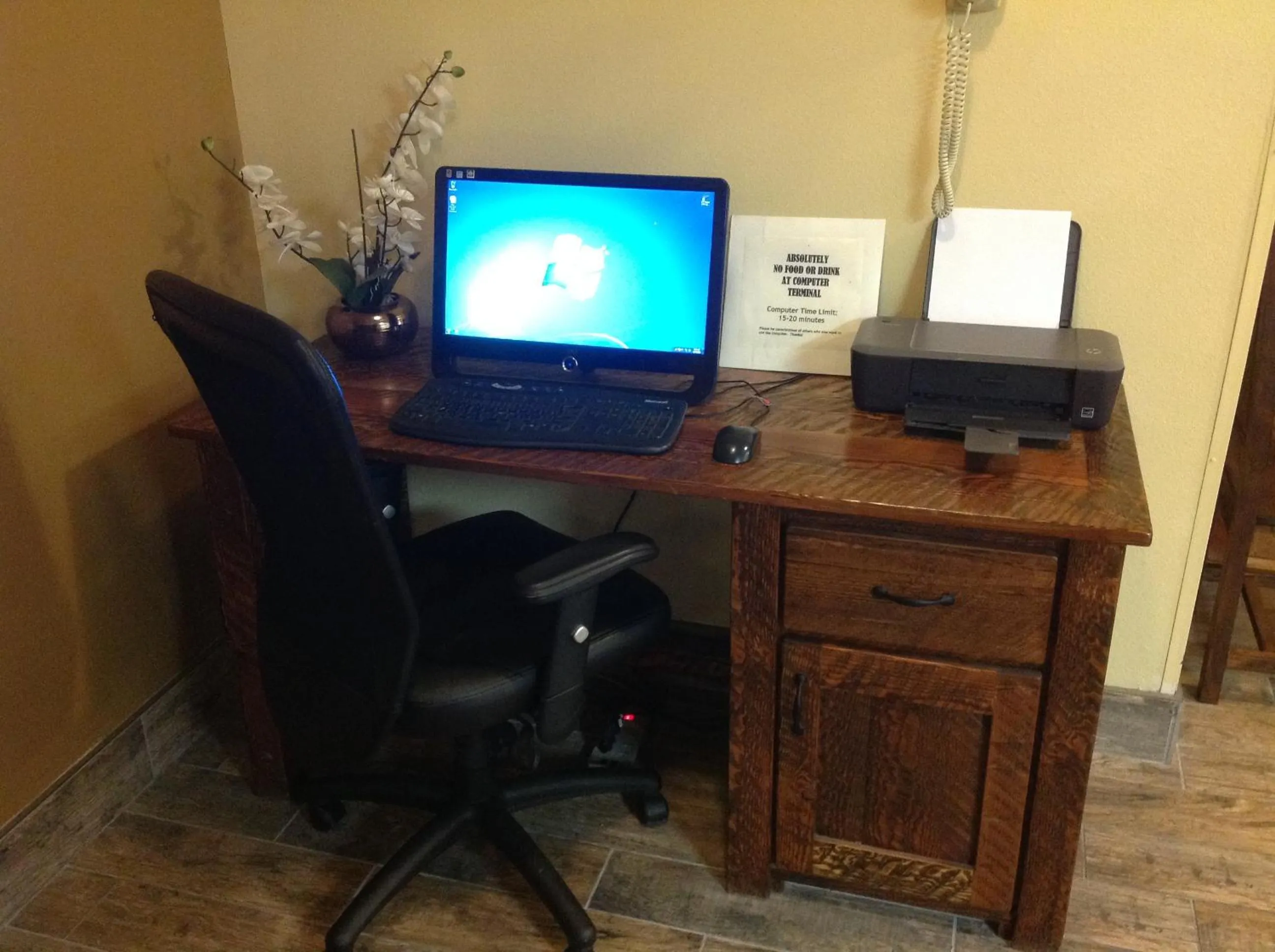 Business facilities in Super 8 by Wyndham Idaho Falls