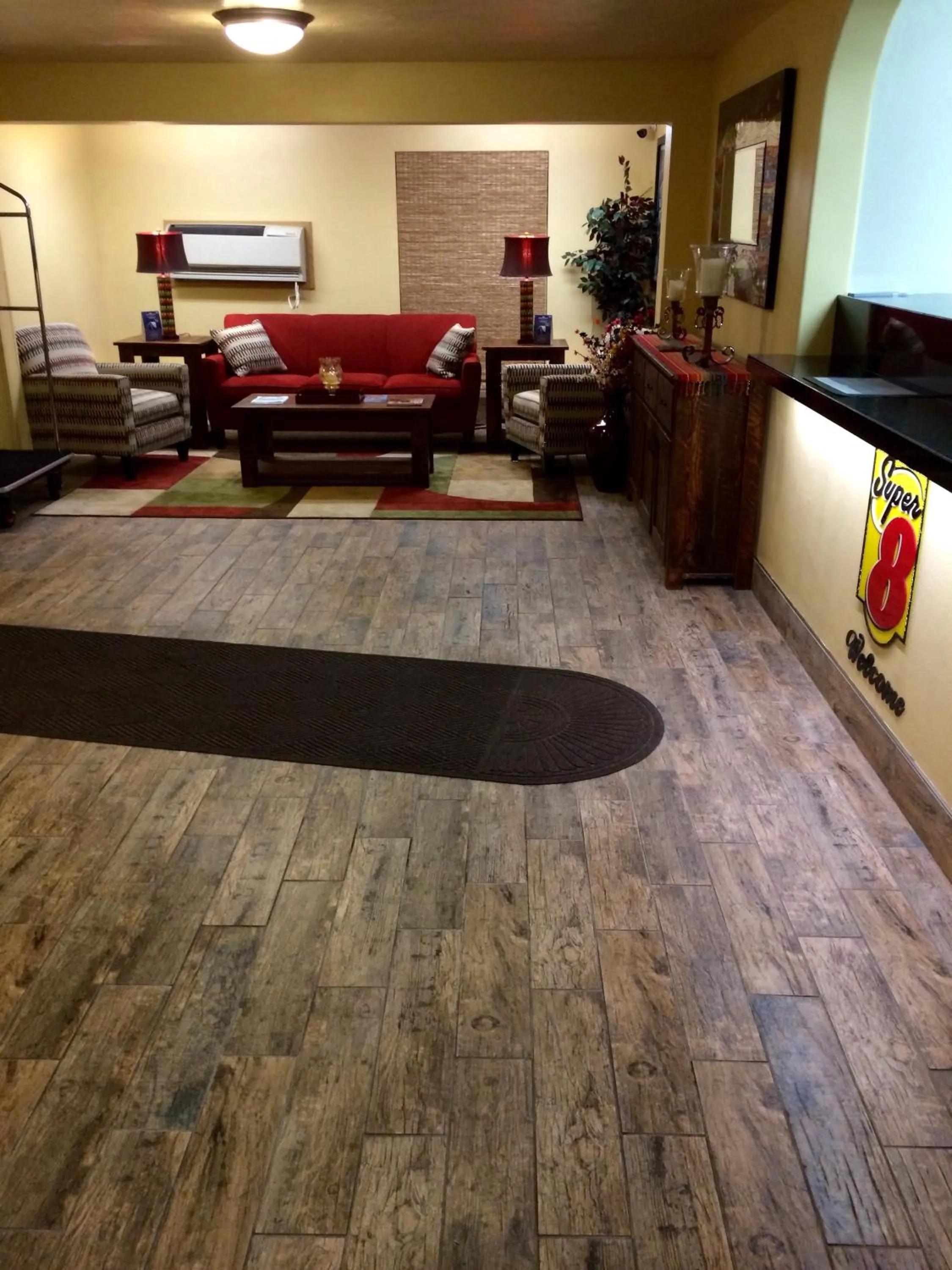 Decorative detail in Super 8 by Wyndham Idaho Falls