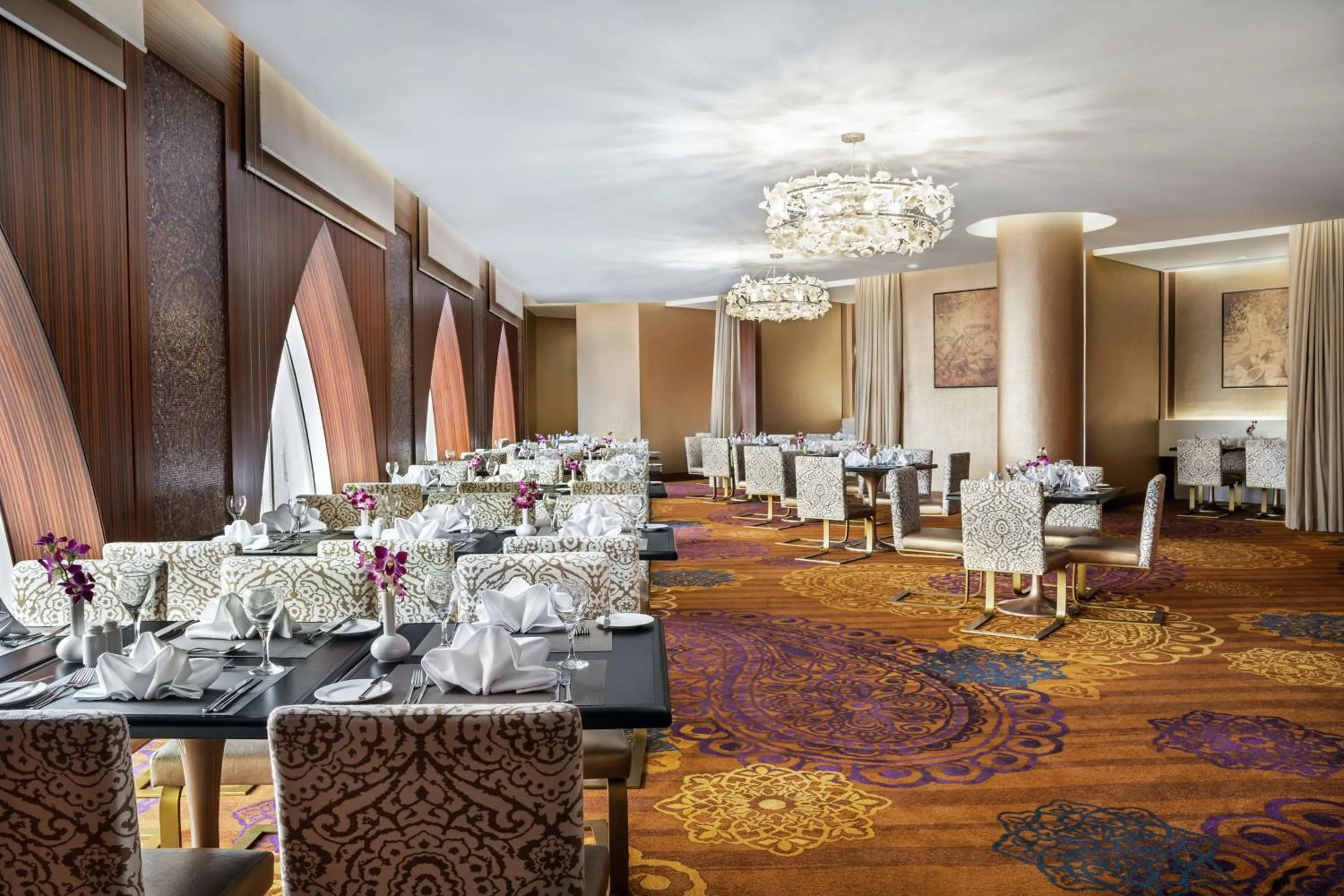 Restaurant/places to eat in Doubletree By Hilton Jabal Omar Makkah
