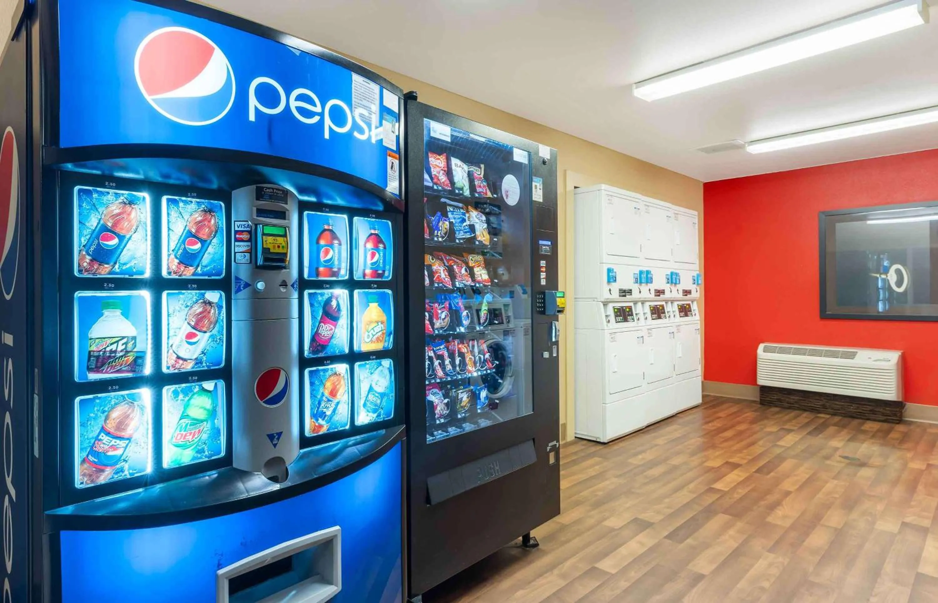 Property building in Extended Stay America Suites - Sacramento - Vacaville