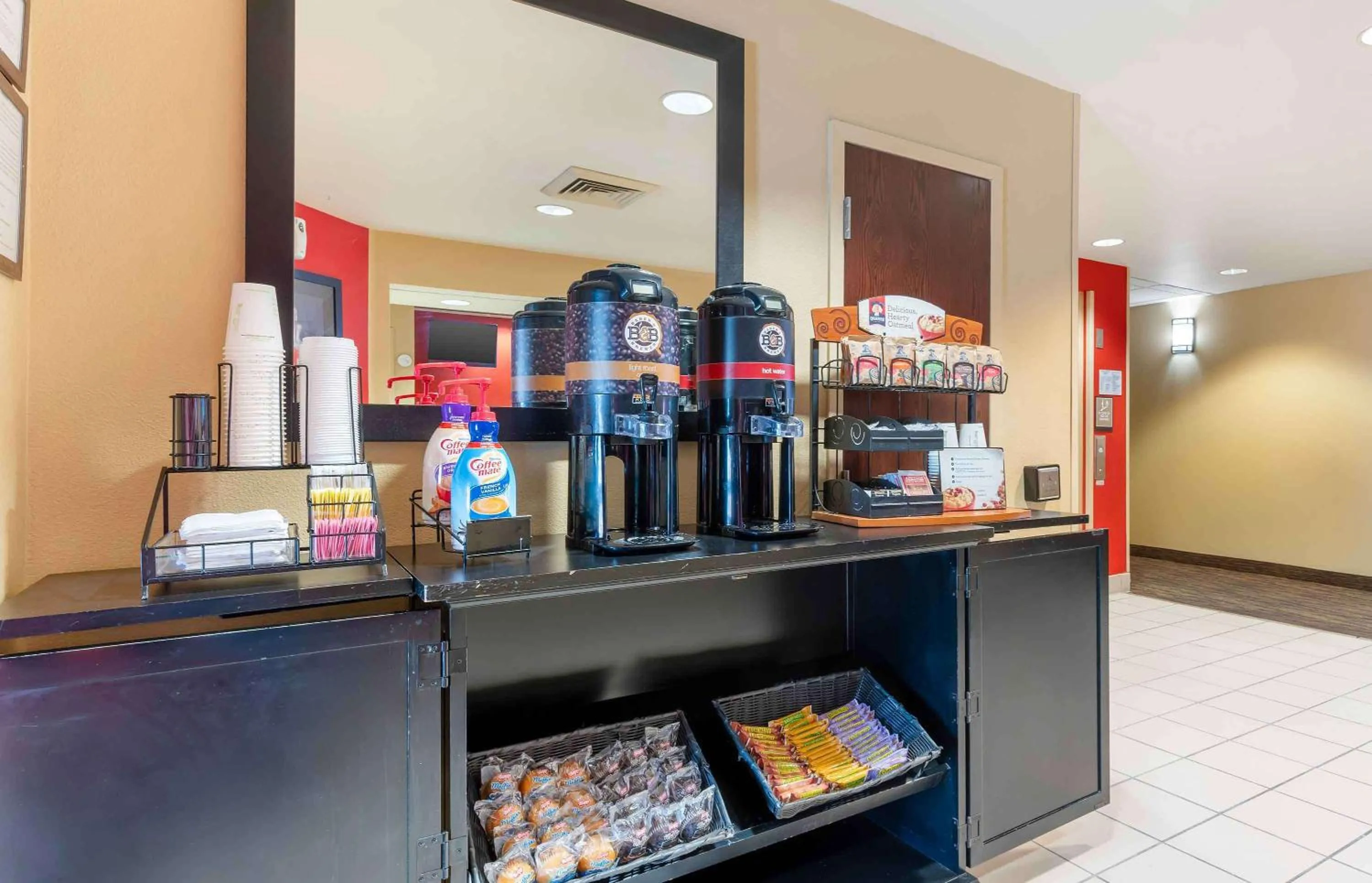 Breakfast in Extended Stay America Suites - Sacramento - Vacaville