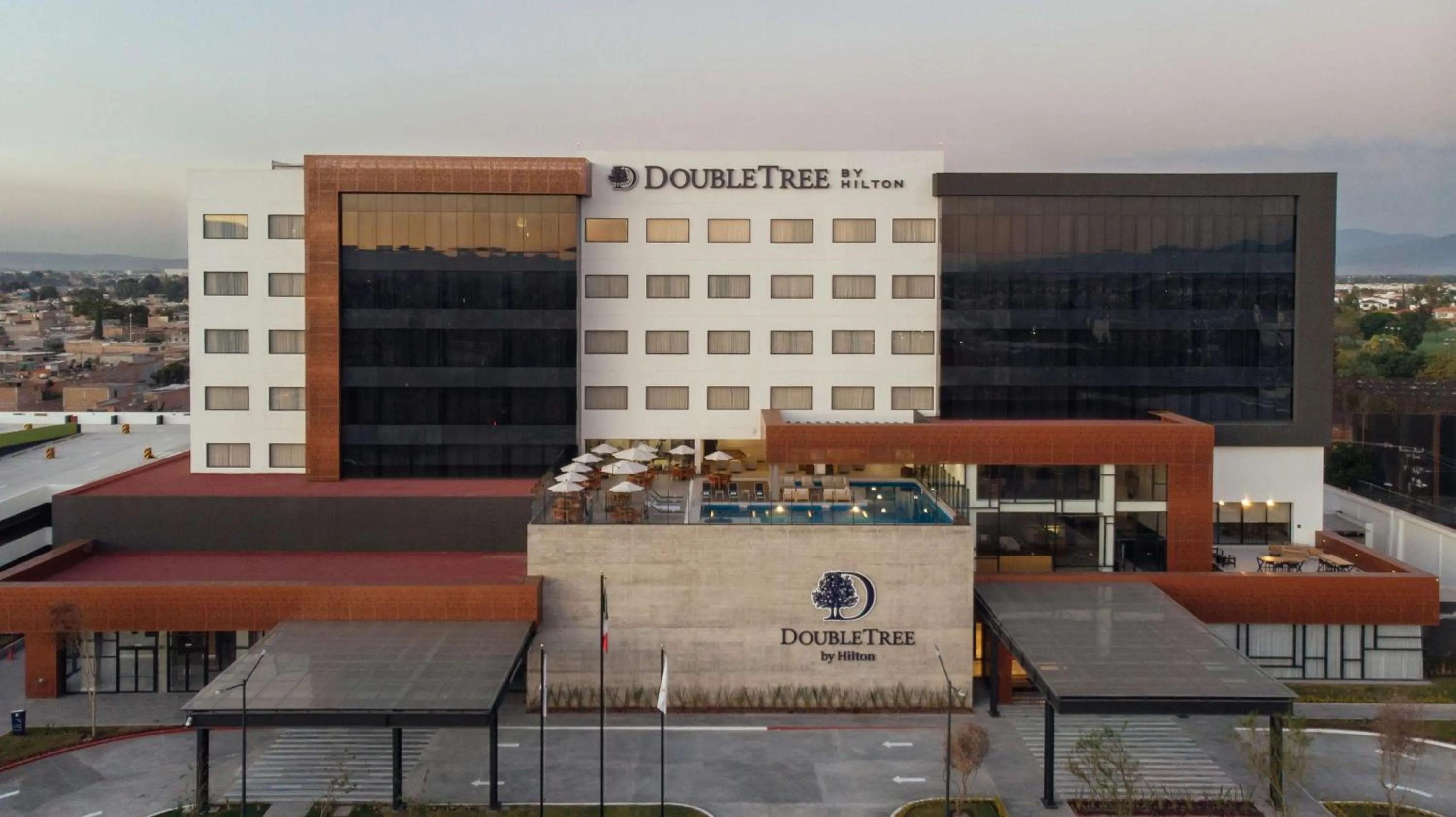 Property building in Doubletree By Hilton Celaya