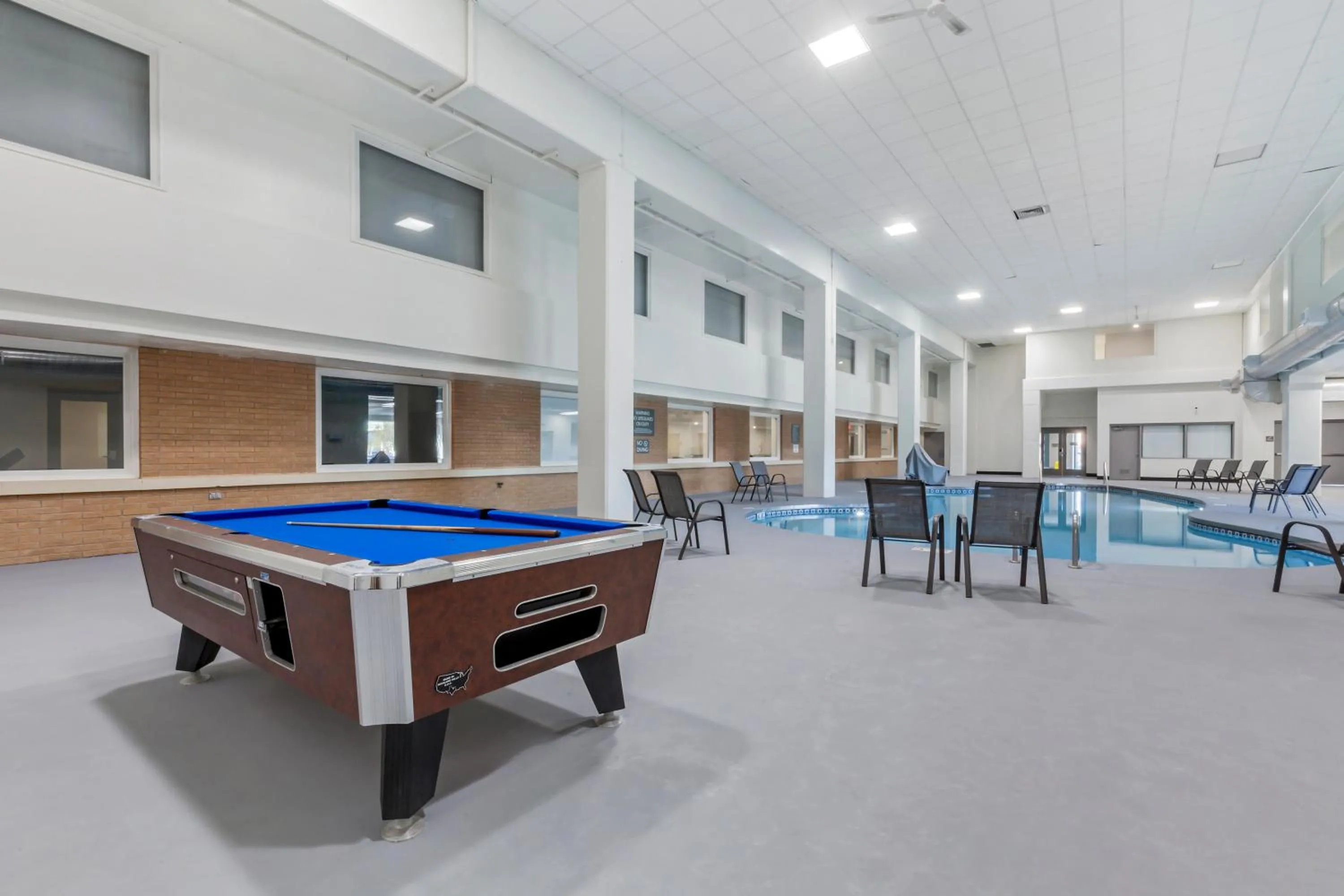 Swimming pool in Comfort Inn & Suites Beaver Dam