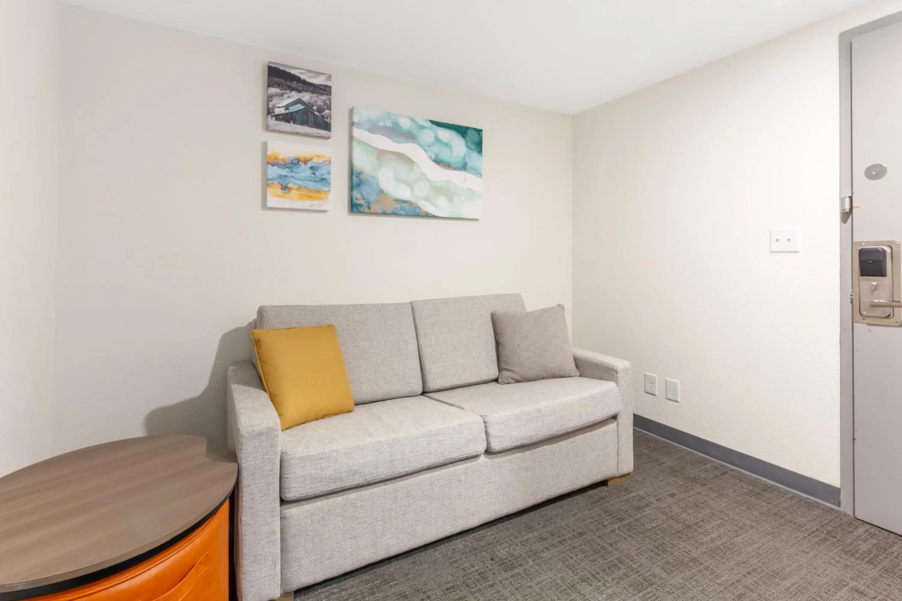 Comfort Inn & Suites Beaver Dam