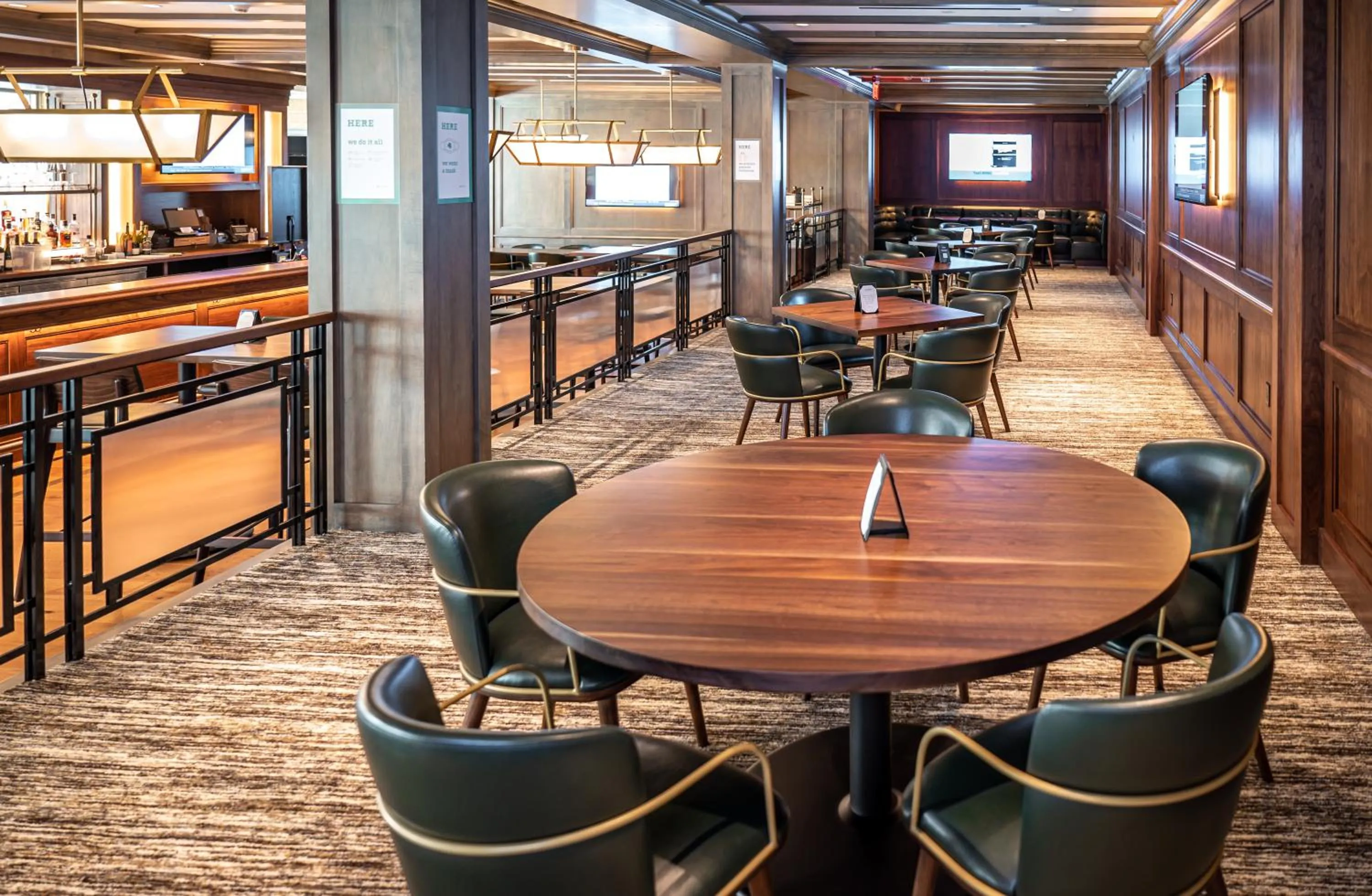 Restaurant/places to eat in Morris Inn at Notre Dame