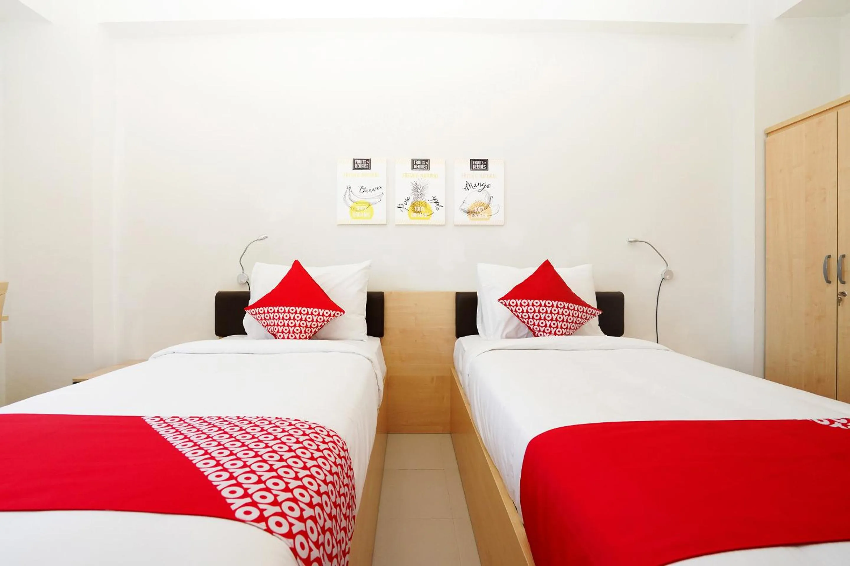 Bedroom in OYO 91964 Menara Rungkut Surabaya