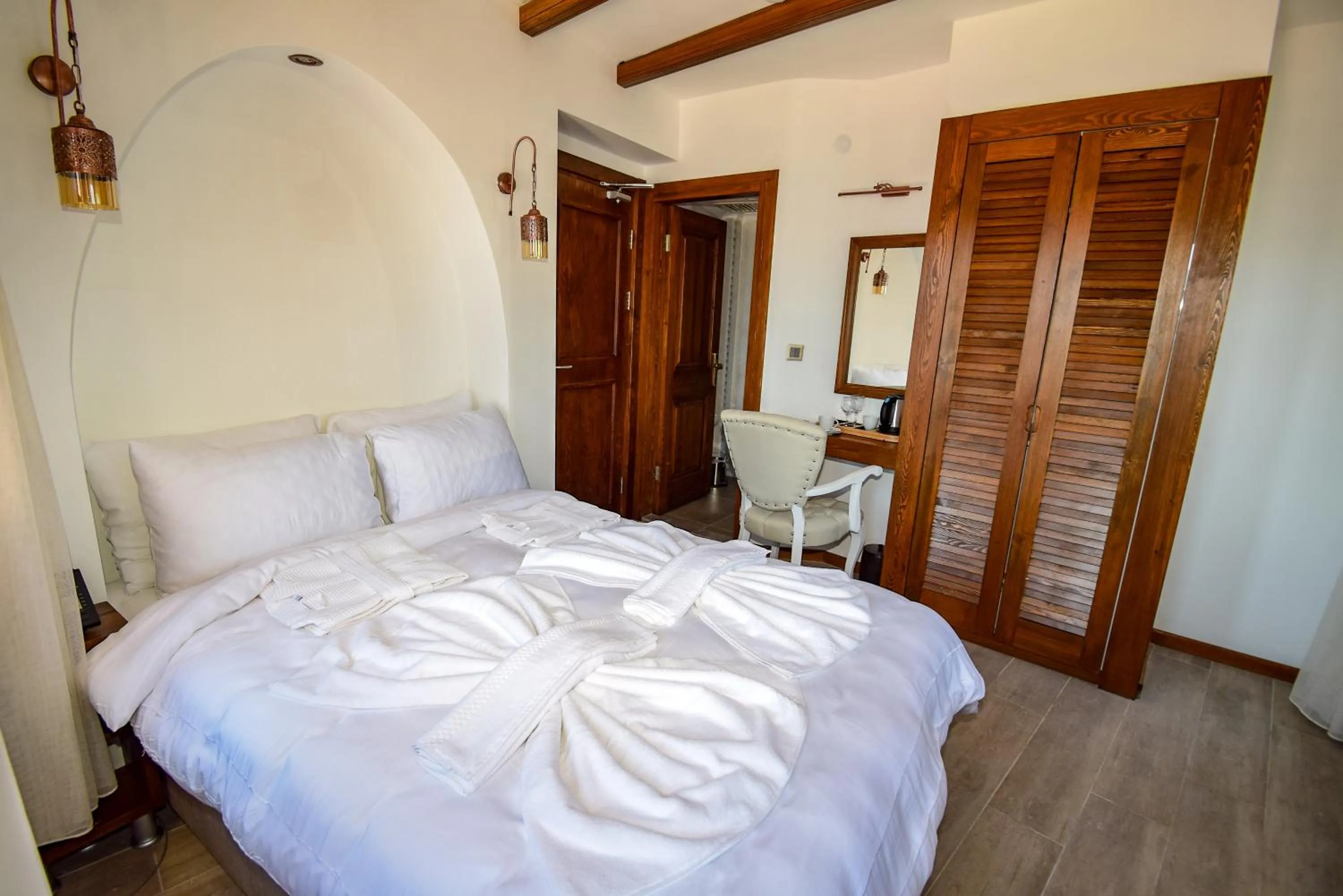 Bed in Mets Boutique Hotel