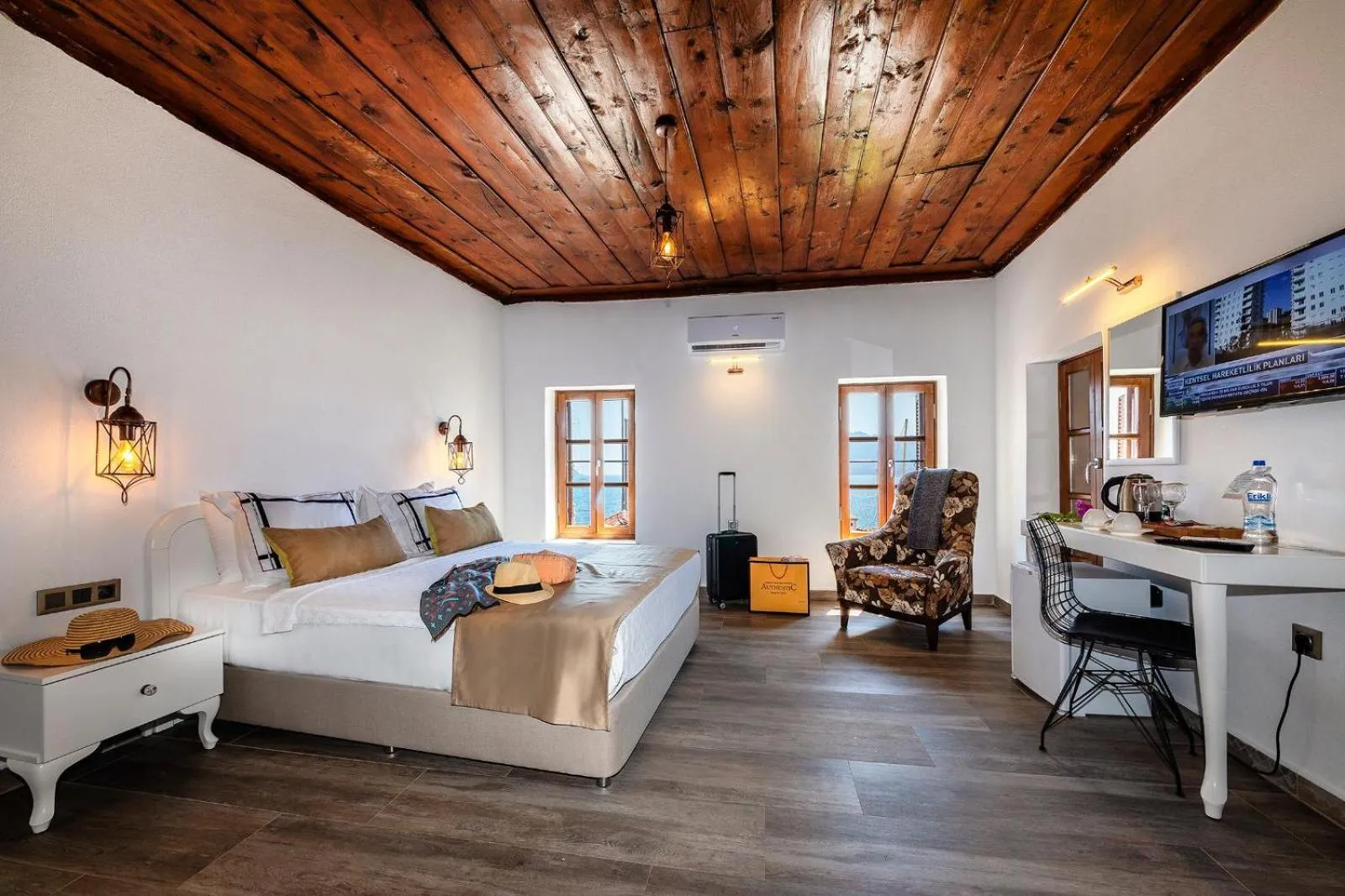 Bed in Mets Boutique Hotel