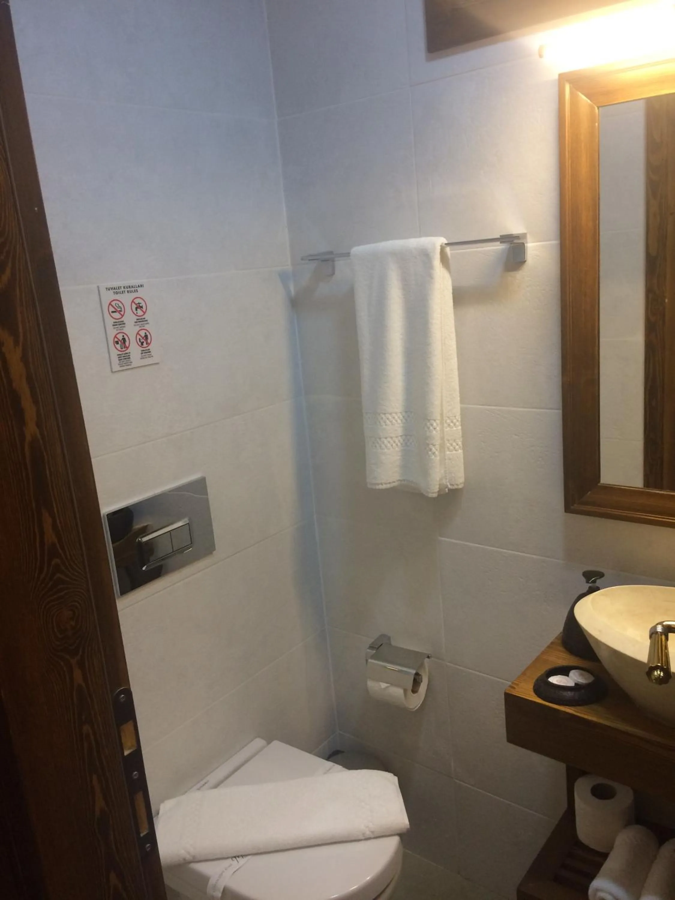 Bathroom in Mets Boutique Hotel