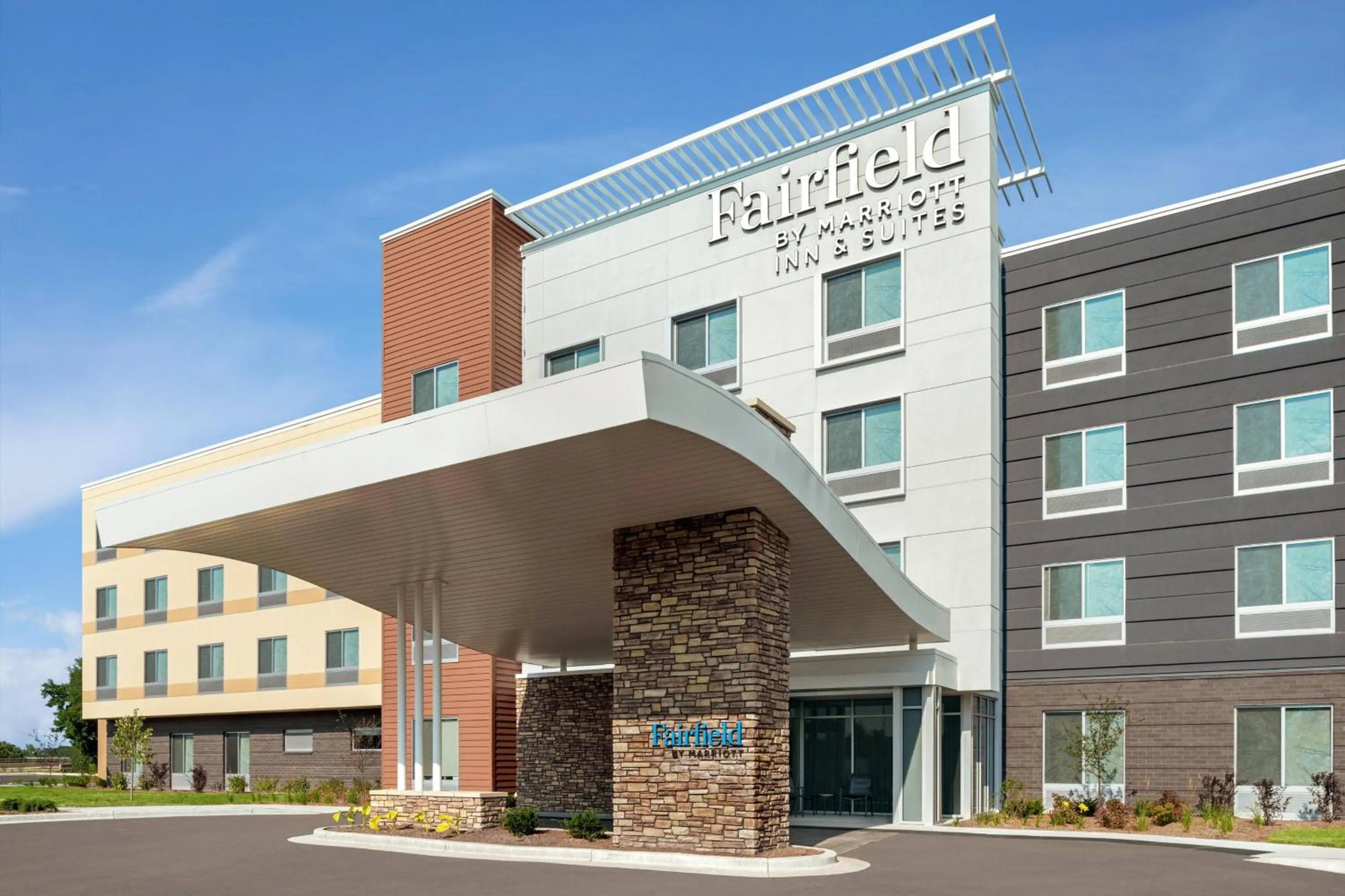 Property building in Fairfield Inn & Suites by Marriott Milwaukee West