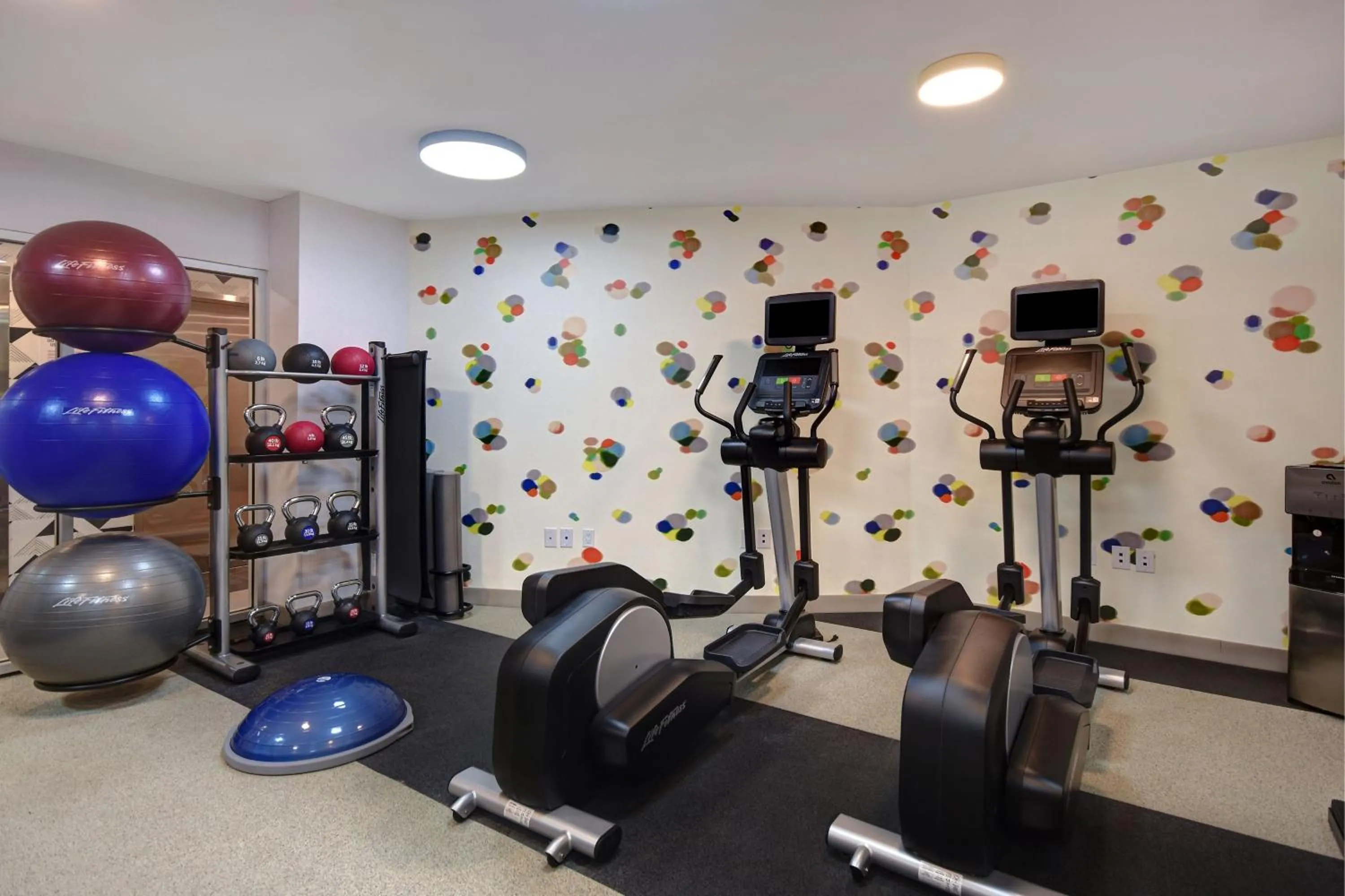 Fitness centre/facilities in SpringHill Suites by Marriott New York Midtown Manhattan/Park Ave